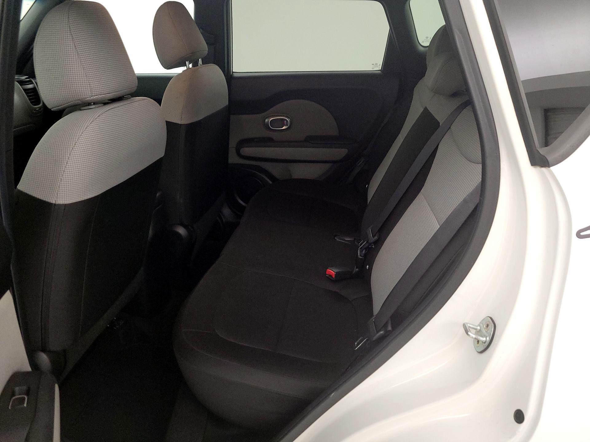 Thumbnail: 2018 Kia Soul - 16