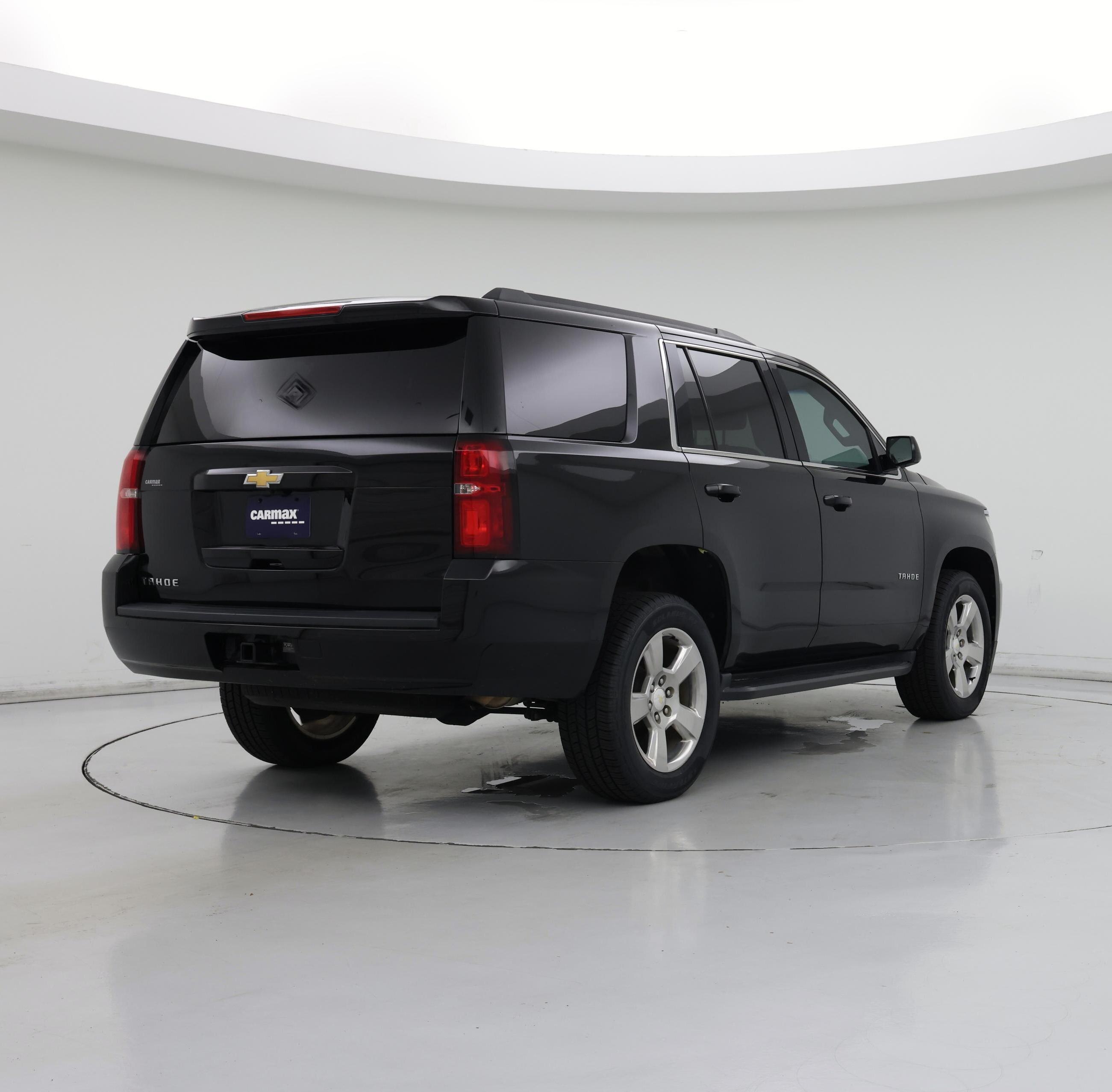 Thumbnail: 2018 Chevrolet Tahoe - 8