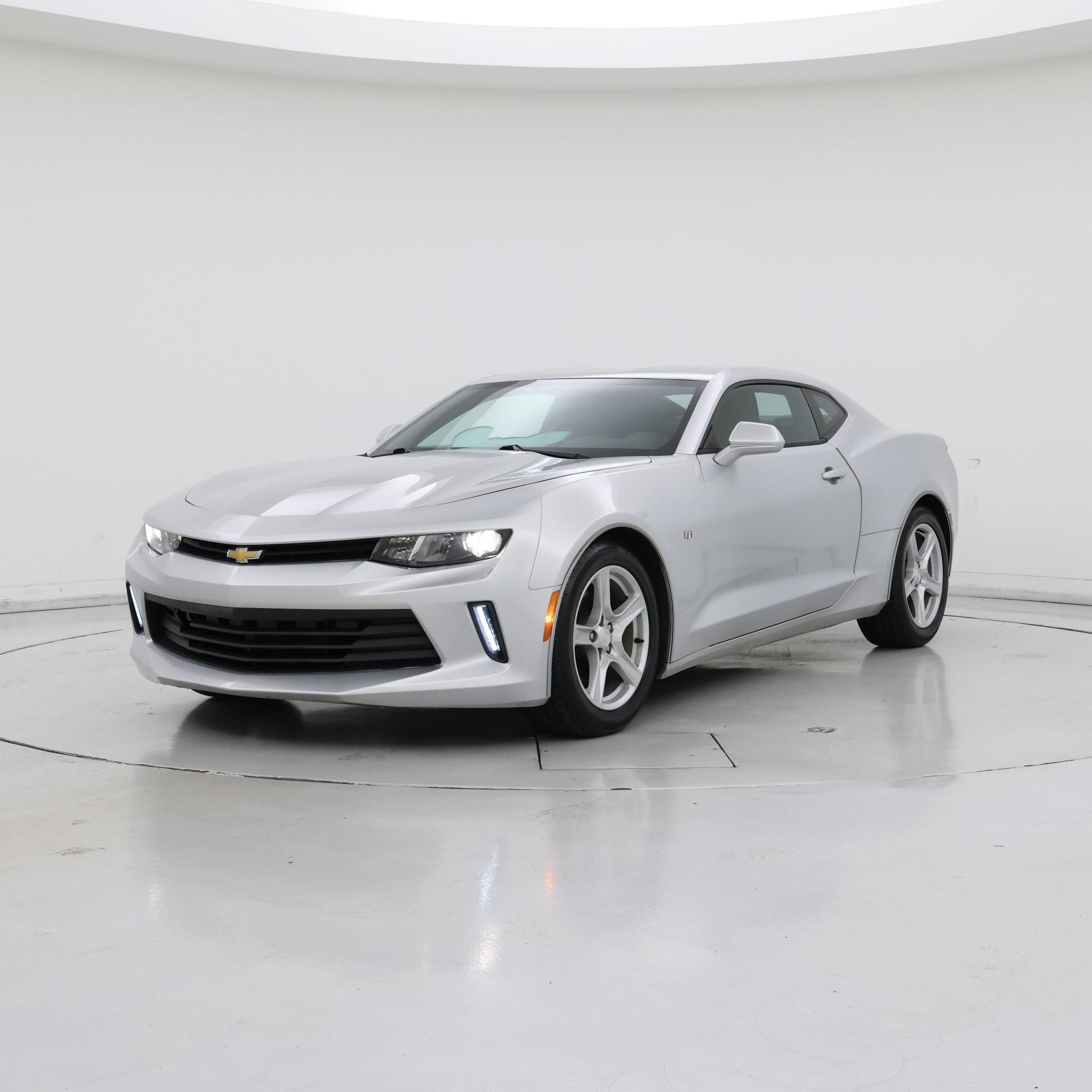 Thumbnail: 2017 Chevrolet Camaro - 4