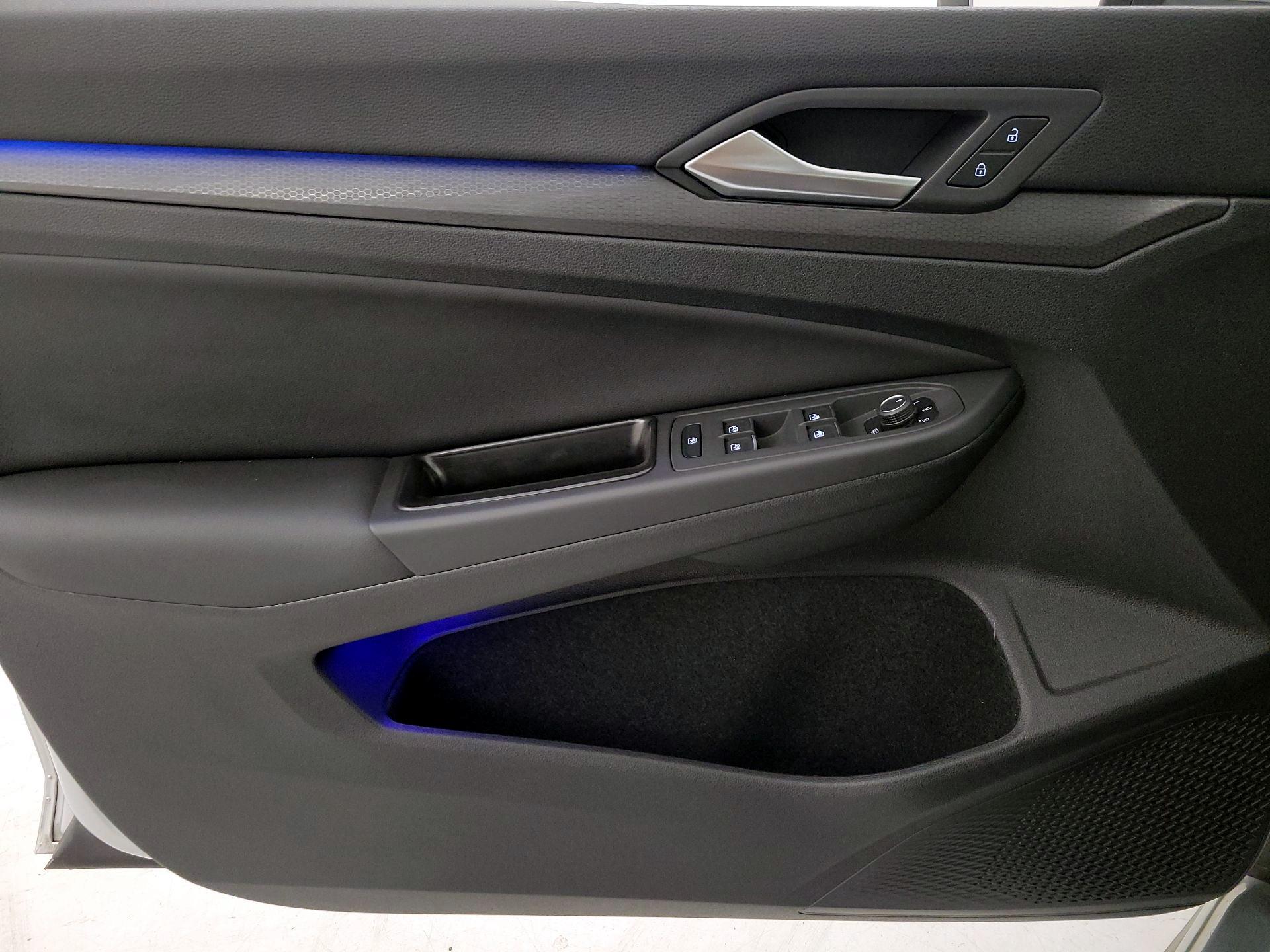 Thumbnail: 2023 Volkswagen Golf - 12