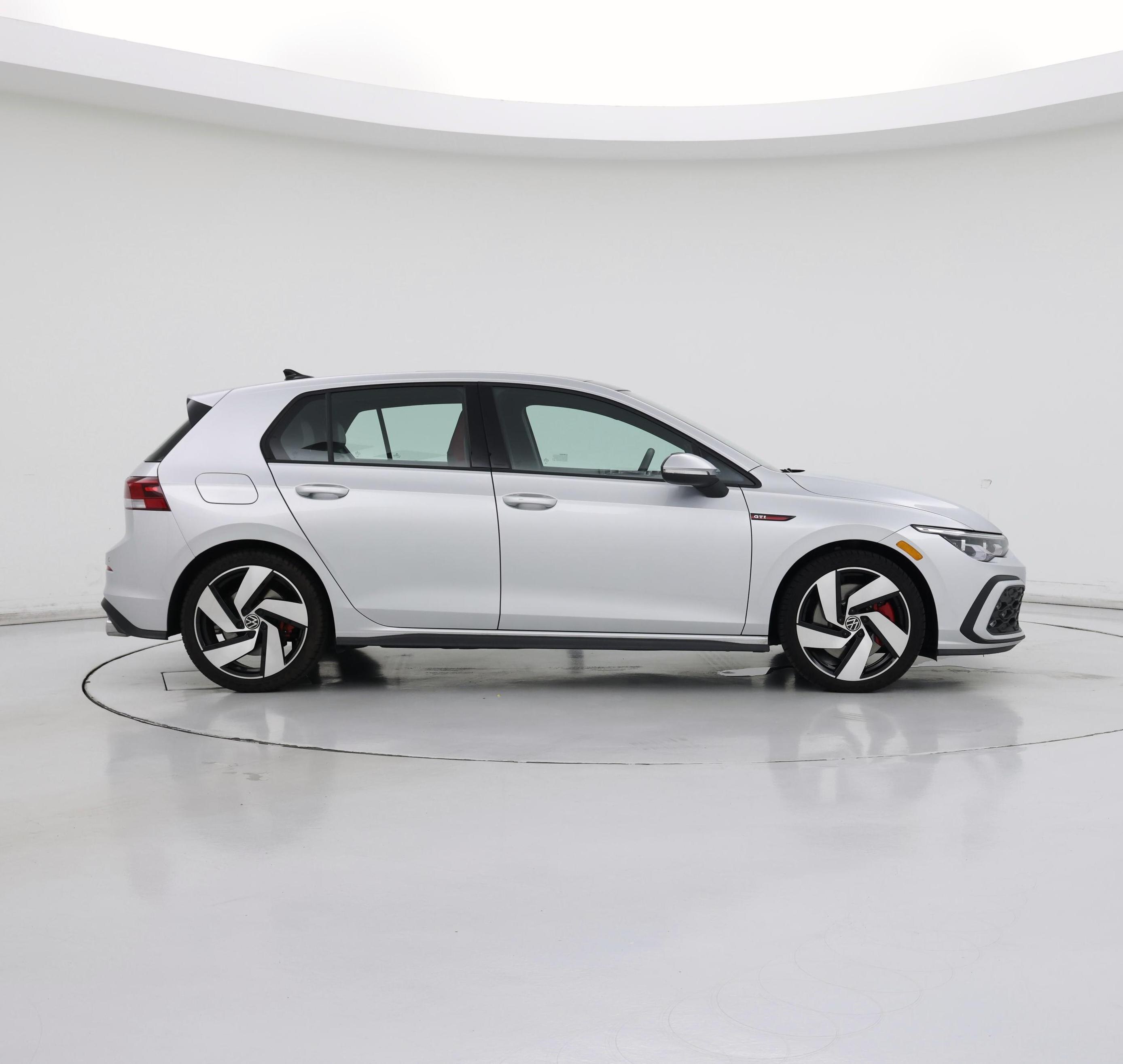 Thumbnail: 2023 Volkswagen Golf - 7