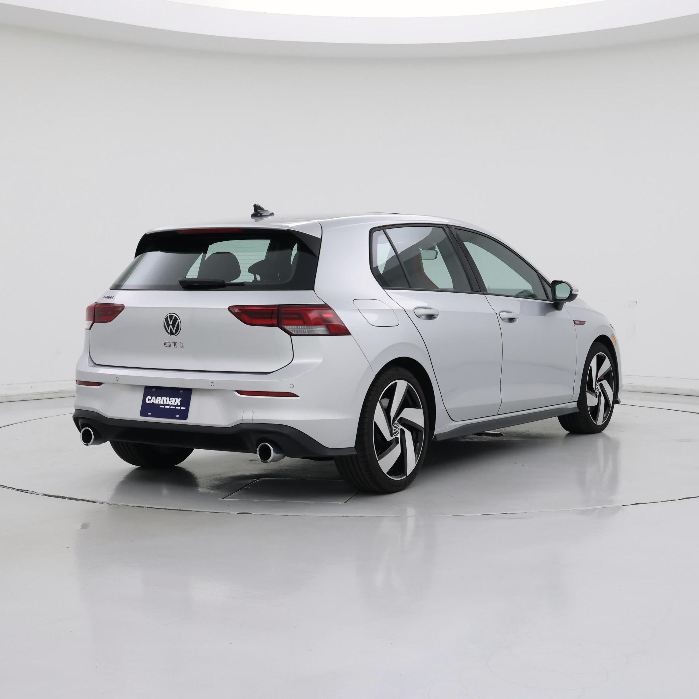 Thumbnail: 2023 Volkswagen Golf - 8