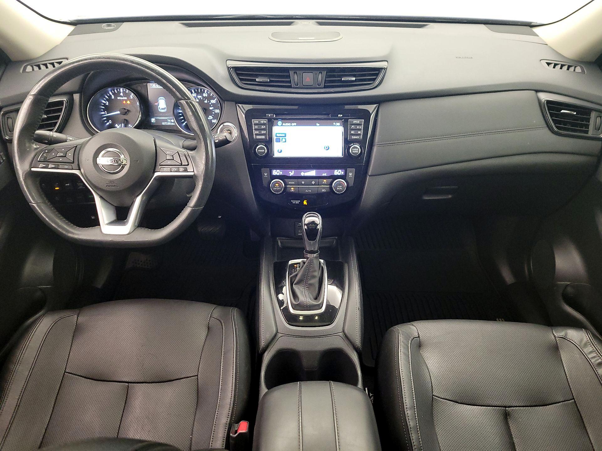 Thumbnail: 2017 Nissan Rogue - 9