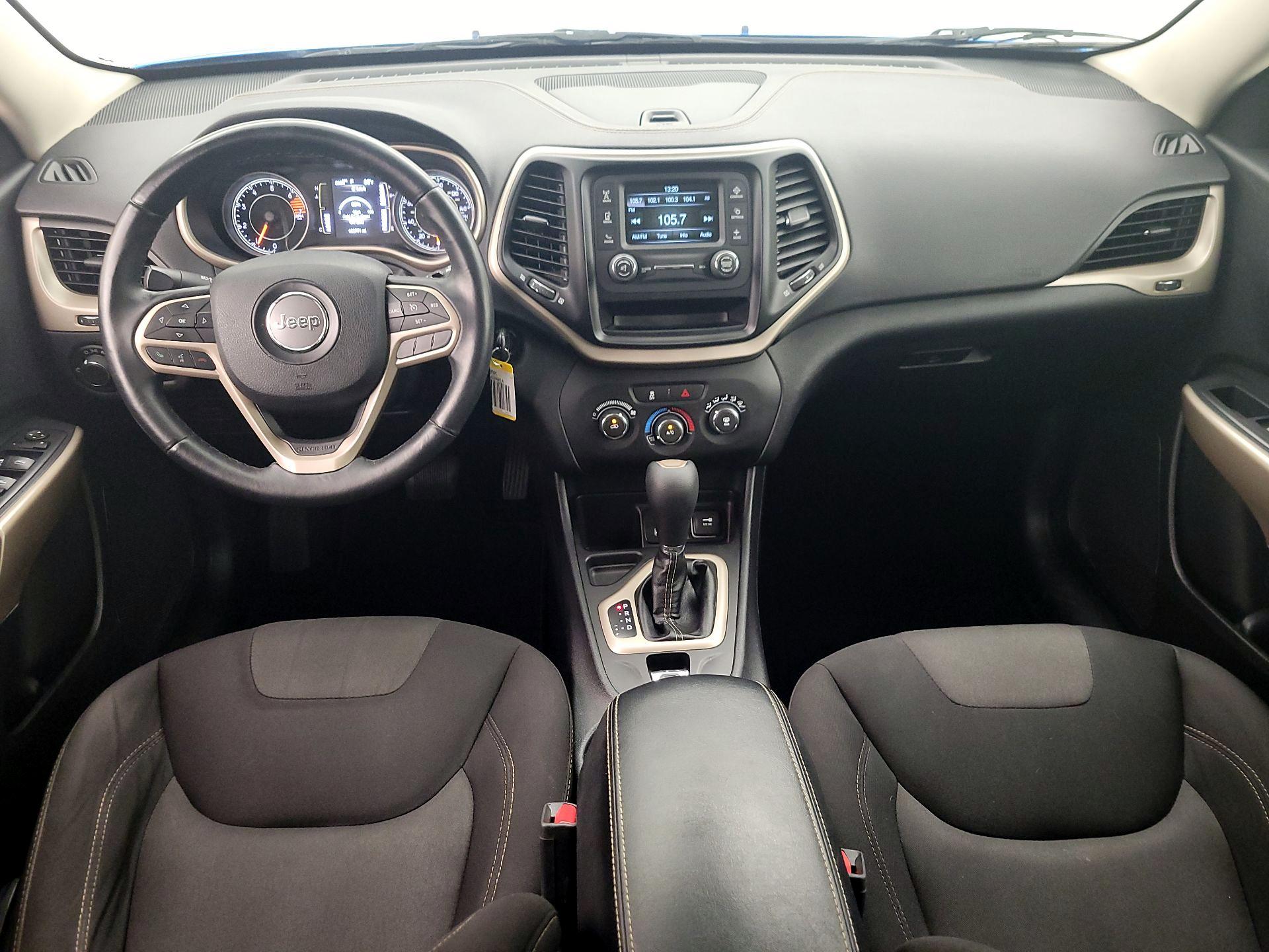 Thumbnail: 2017 Jeep Cherokee - 9