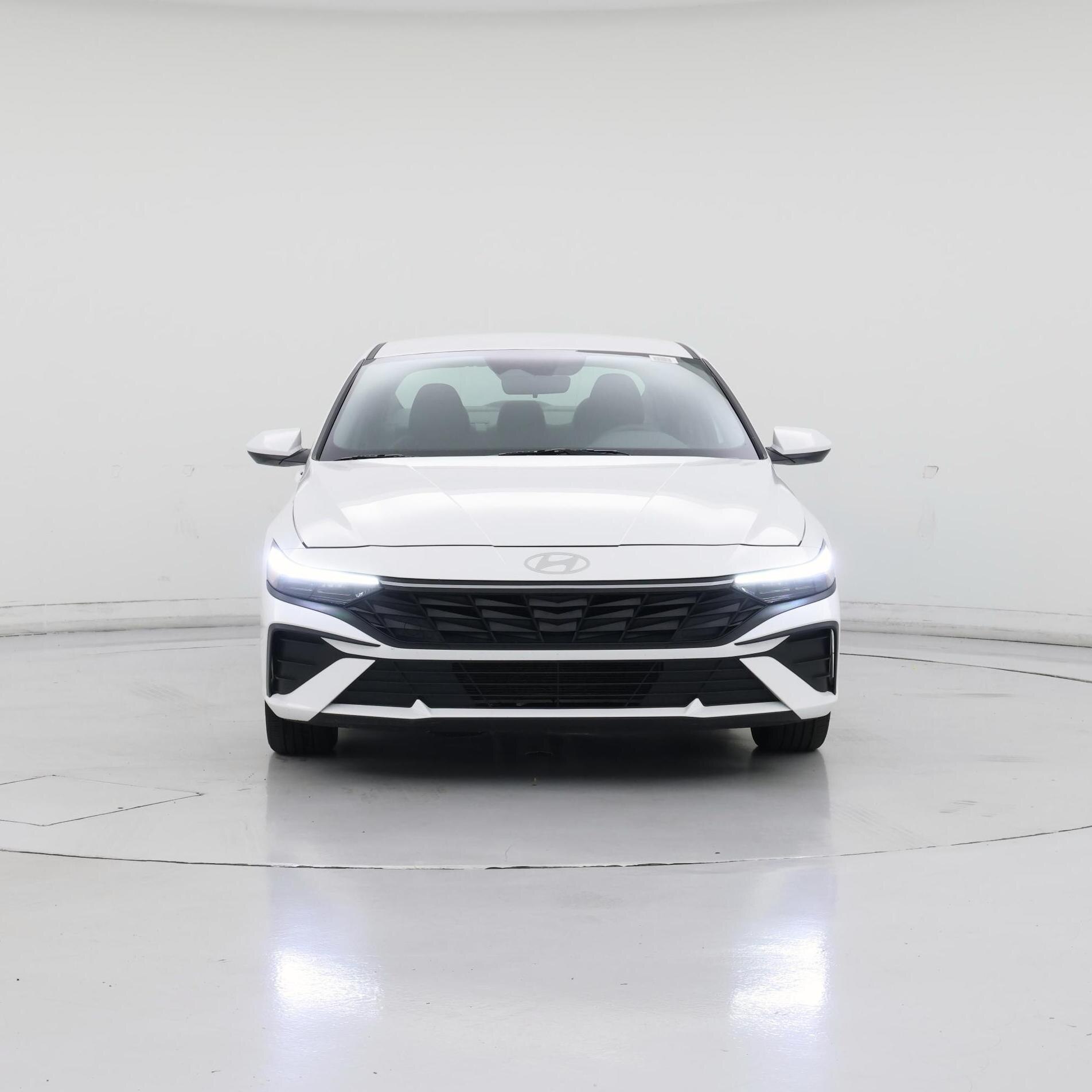 Thumbnail: 2024 Hyundai Elantra - 5