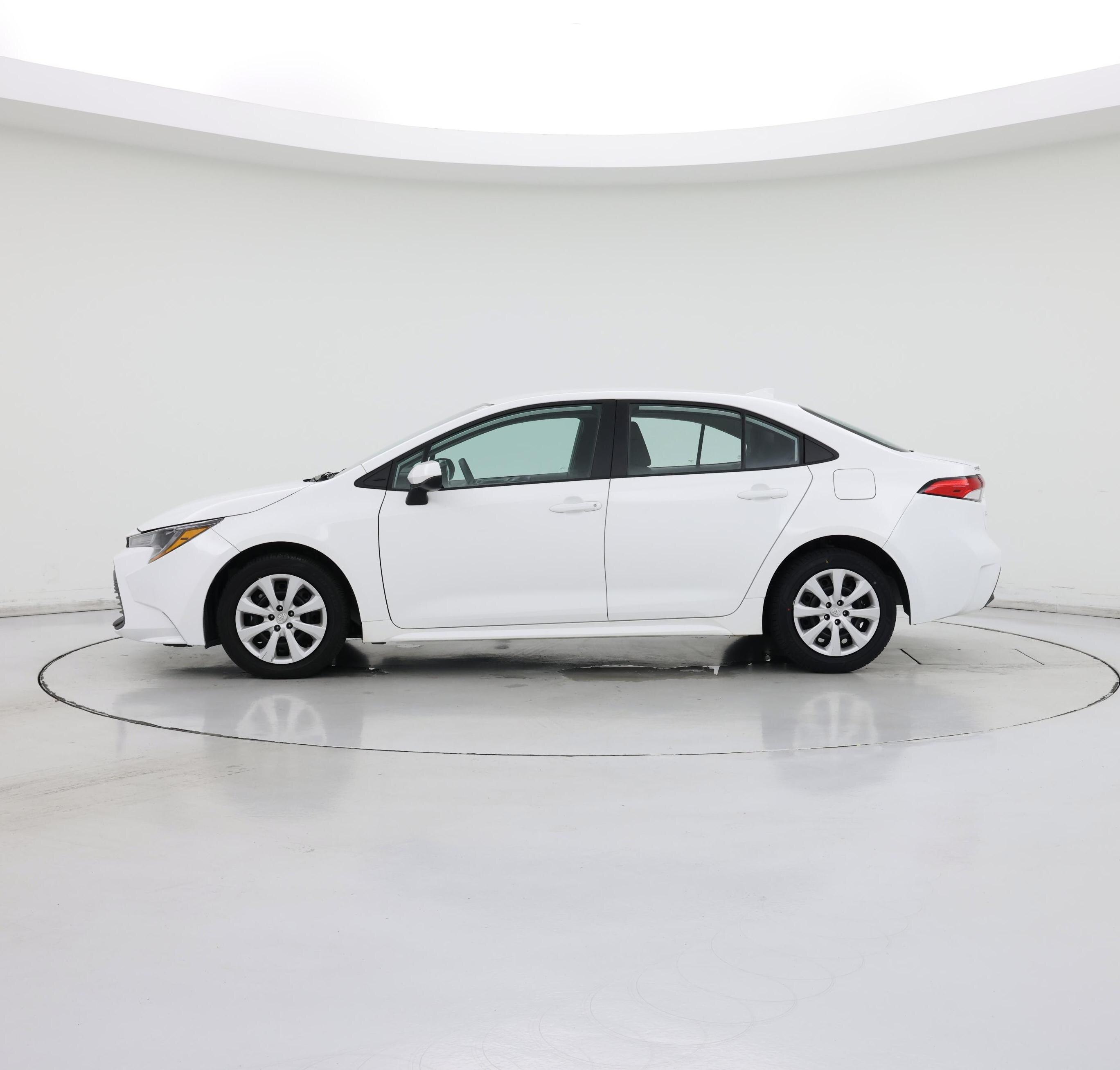 Thumbnail: 2024 Toyota Corolla - 3