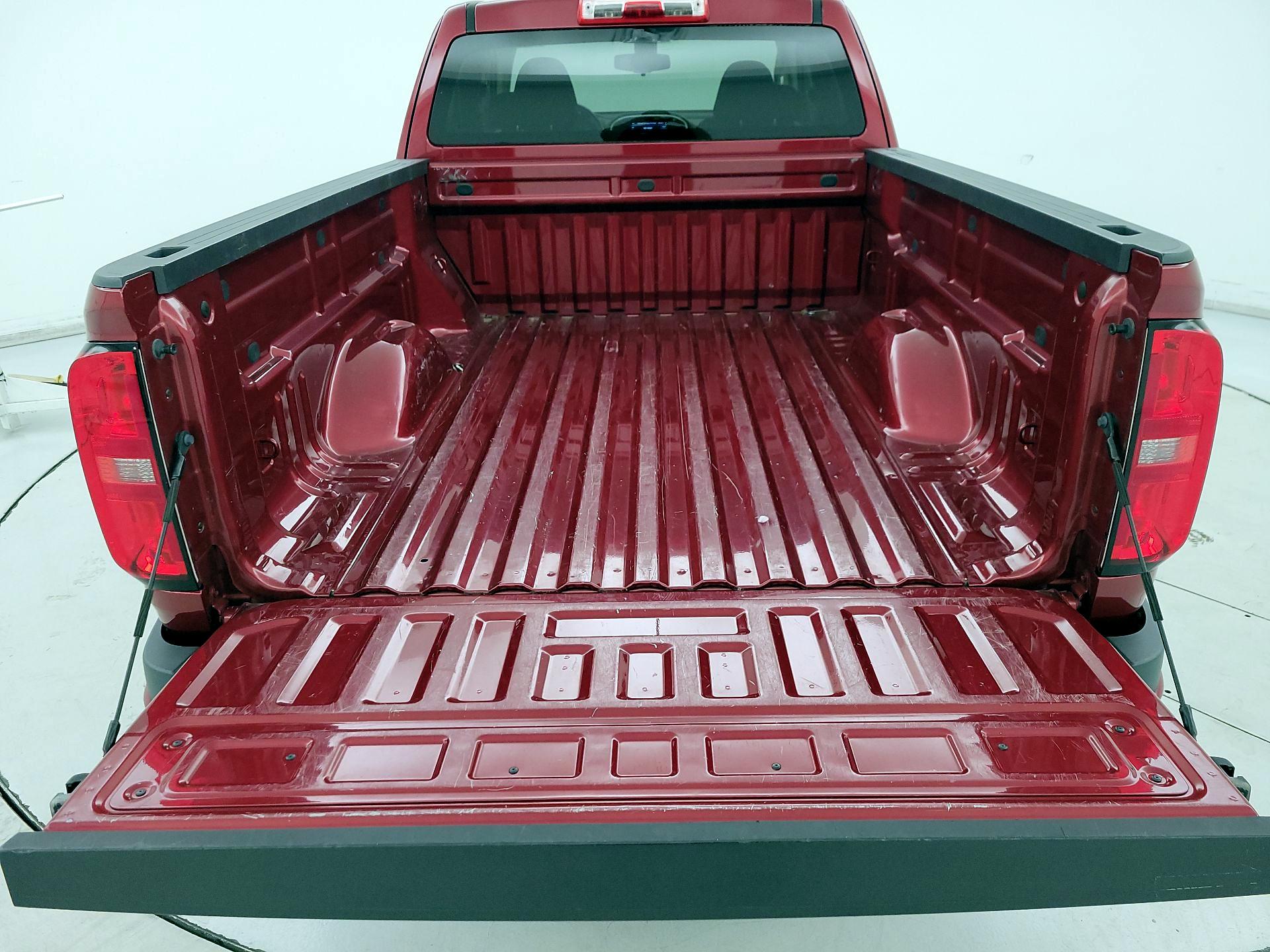 Thumbnail: 2019 Chevrolet Colorado - 20