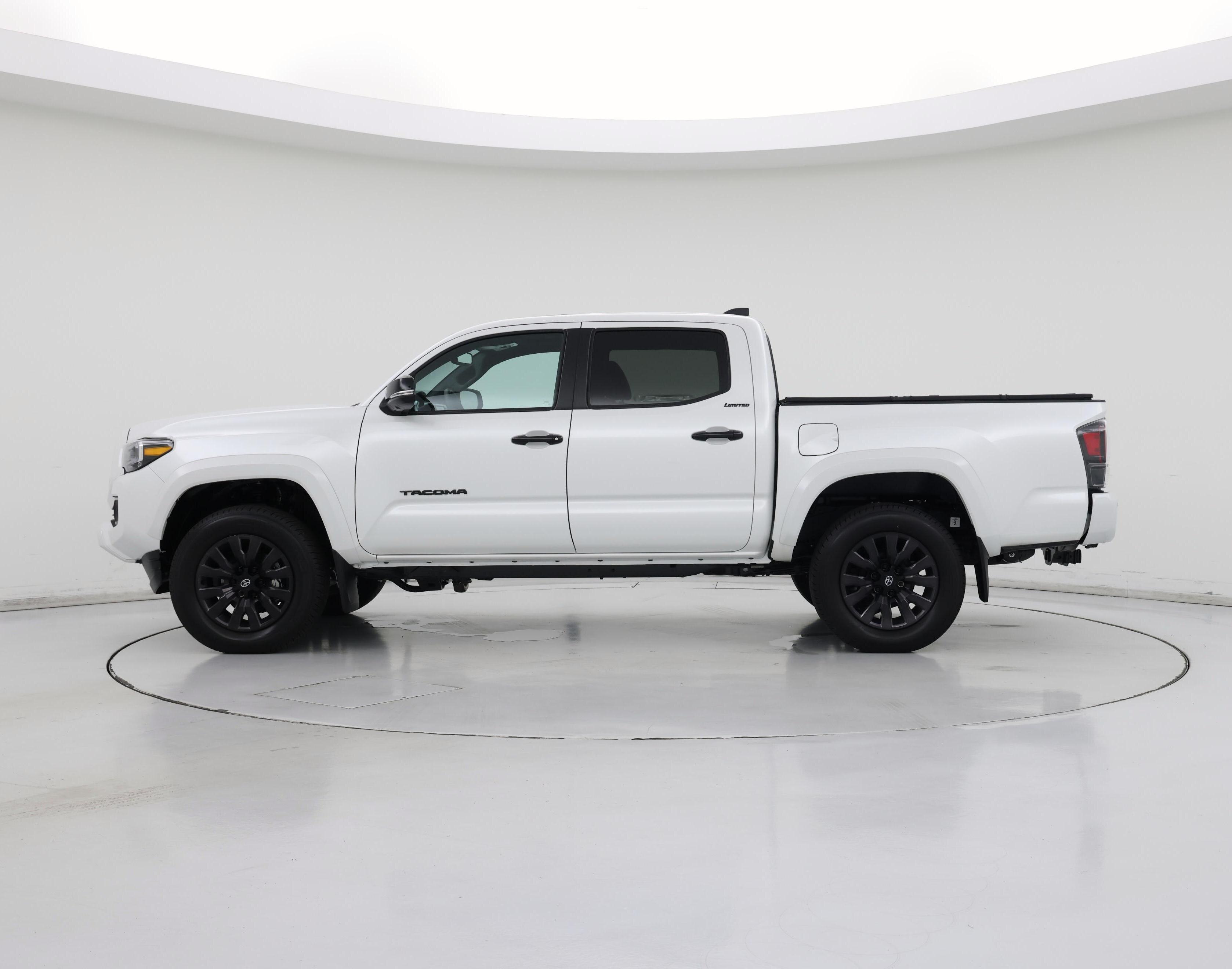 Thumbnail: 2023 Toyota Tacoma - 3