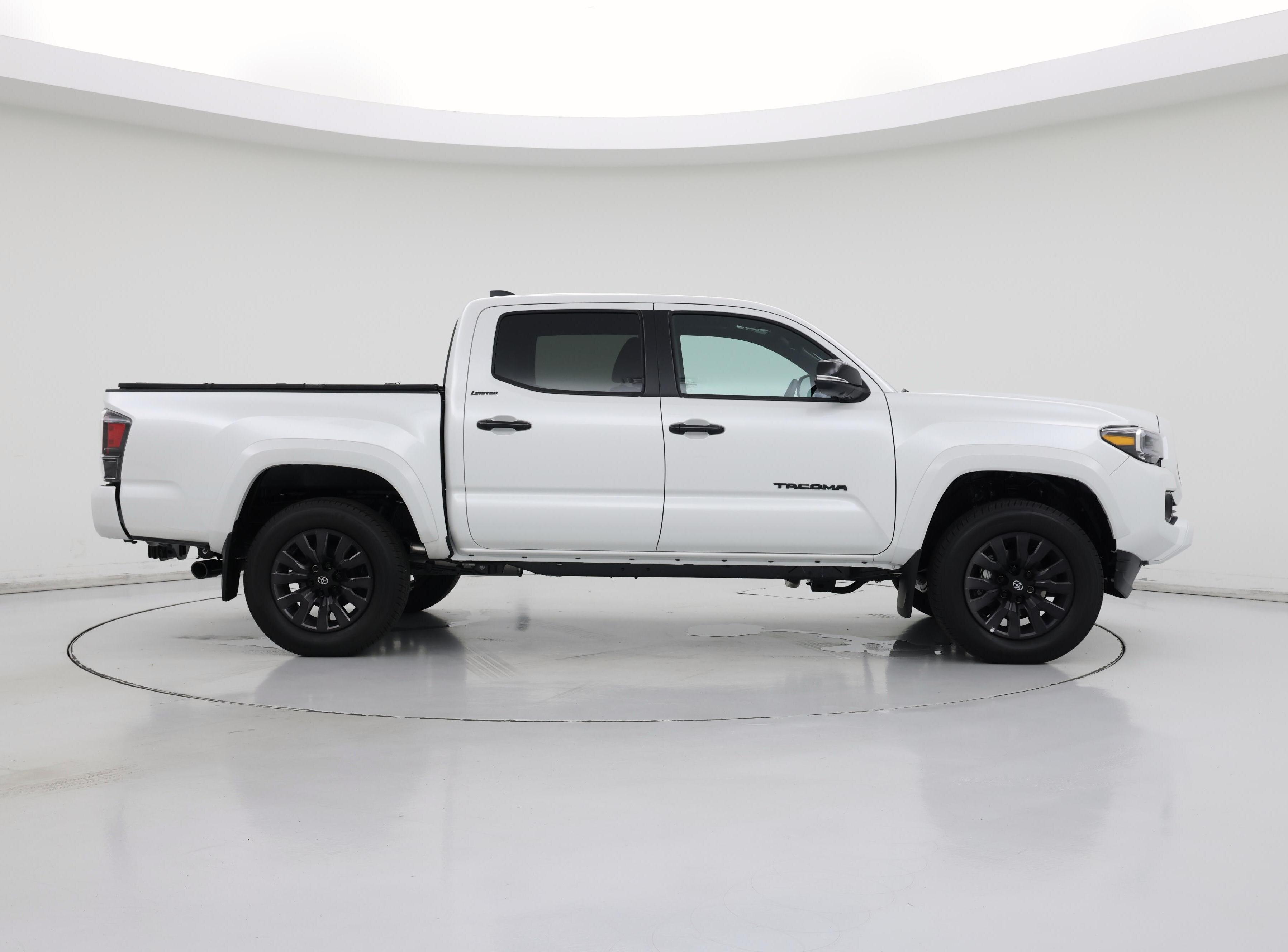 Thumbnail: 2023 Toyota Tacoma - 7