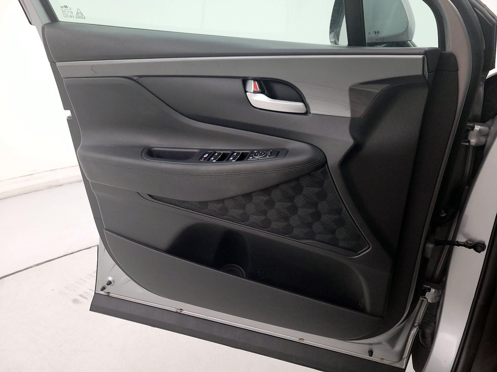 Thumbnail: 2023 Hyundai Santa Fe - 12