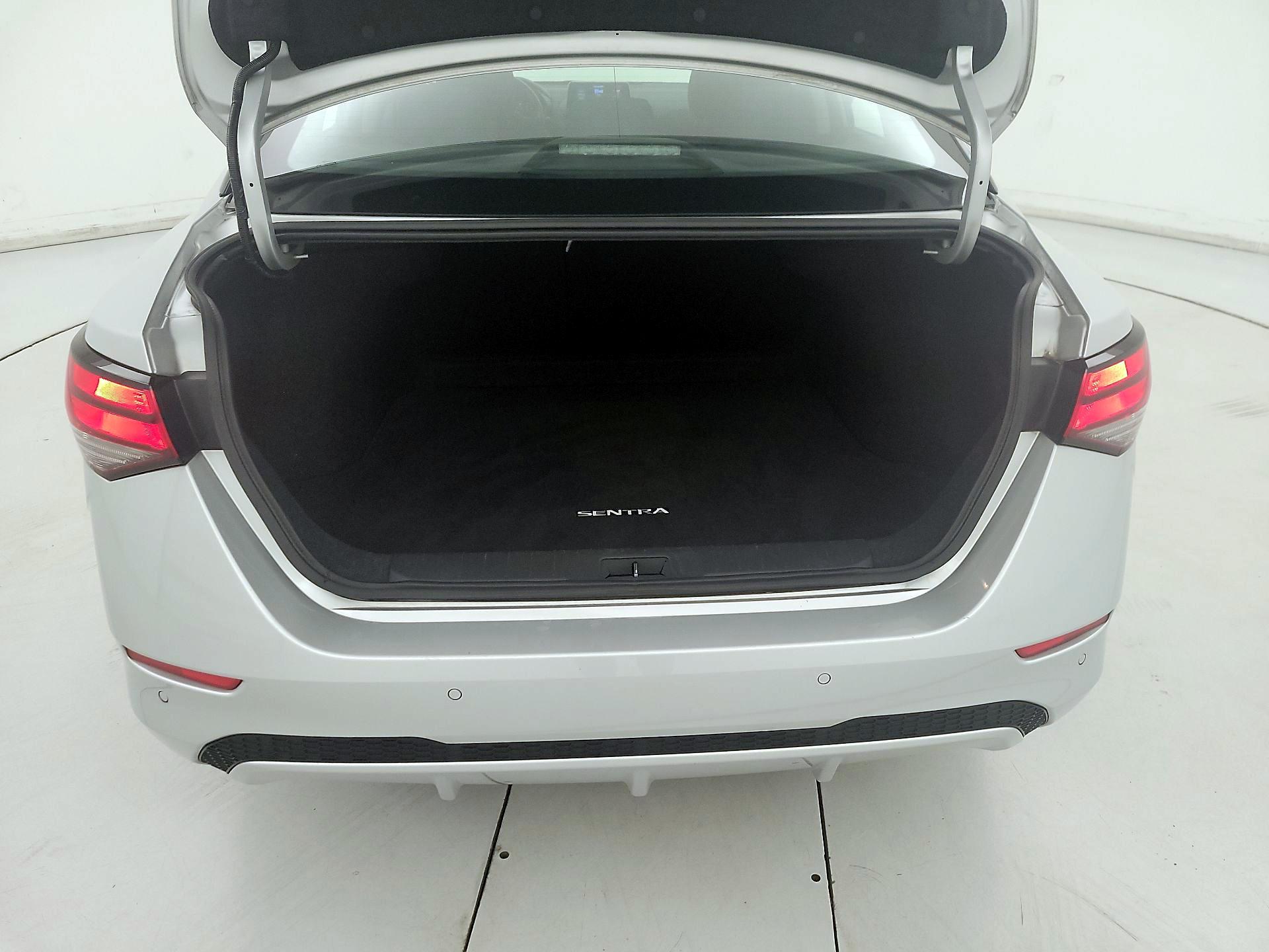 Thumbnail: 2022 Nissan Sentra - 19