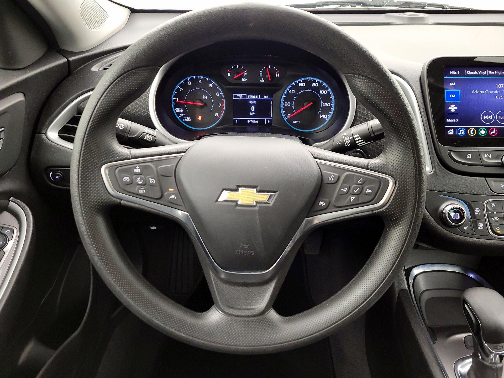 Thumbnail: 2023 Chevrolet Malibu - 10