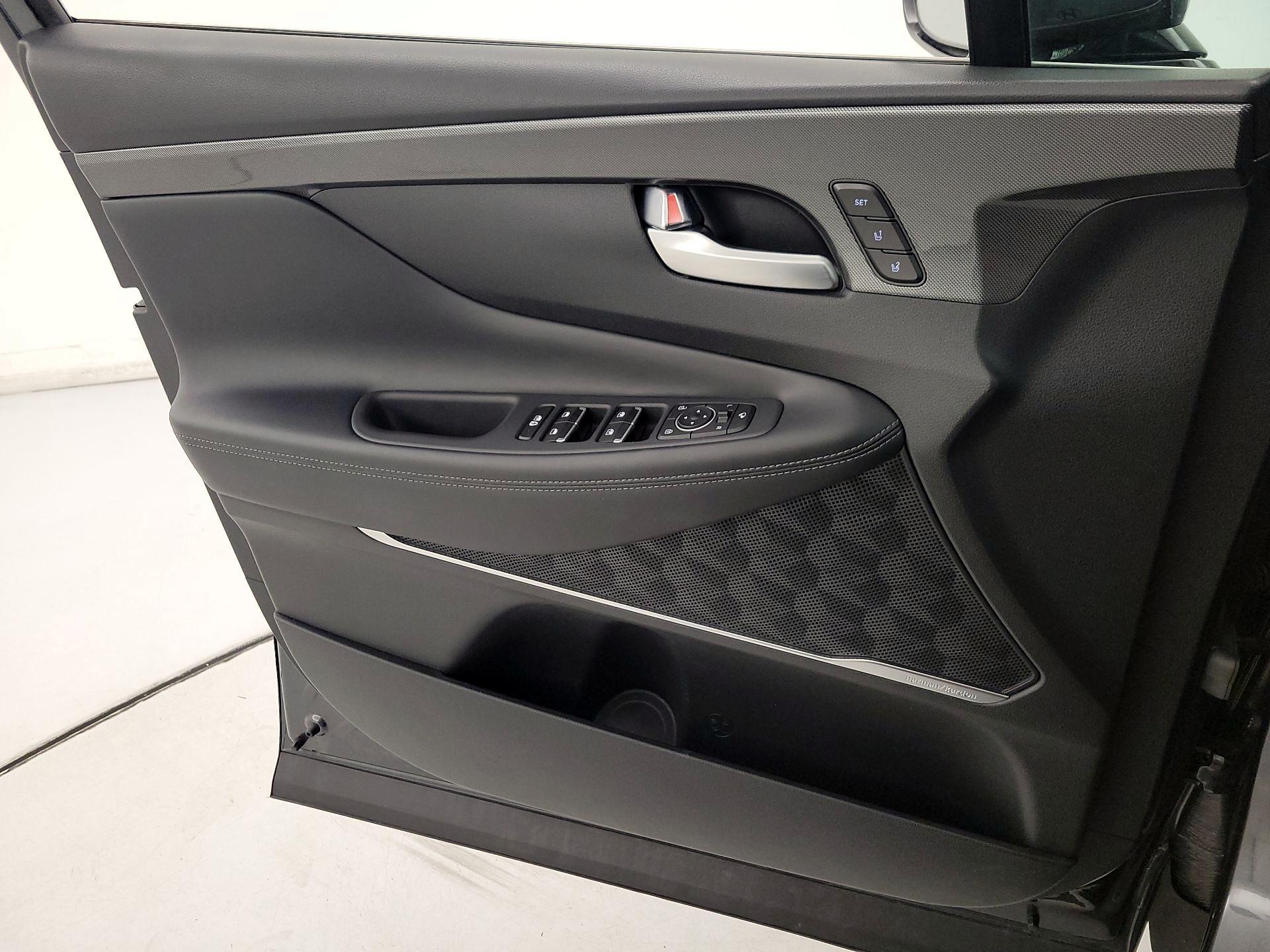 Thumbnail: 2023 Hyundai Santa Fe - 12