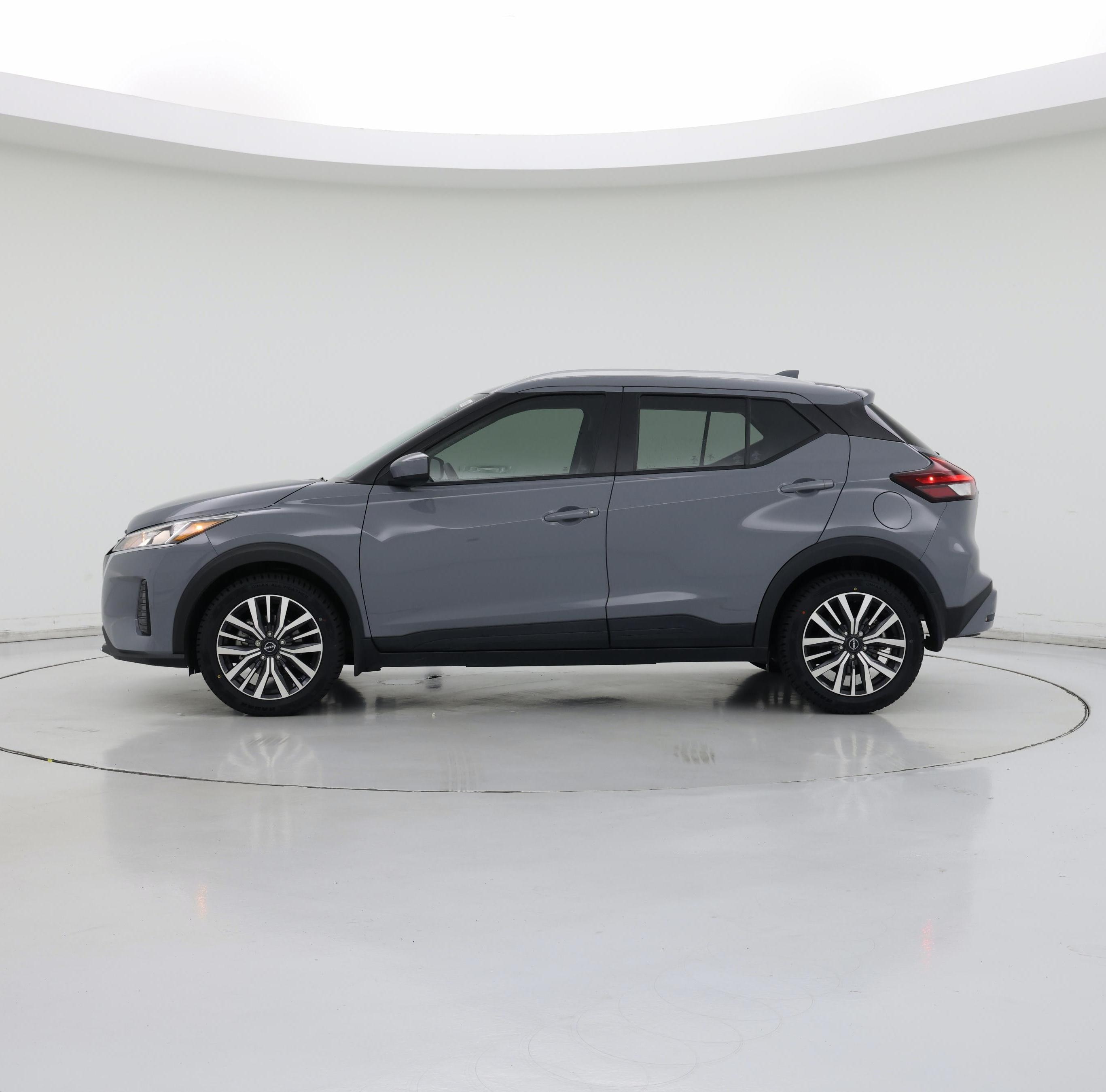 Thumbnail: 2022 Nissan Kicks - 3