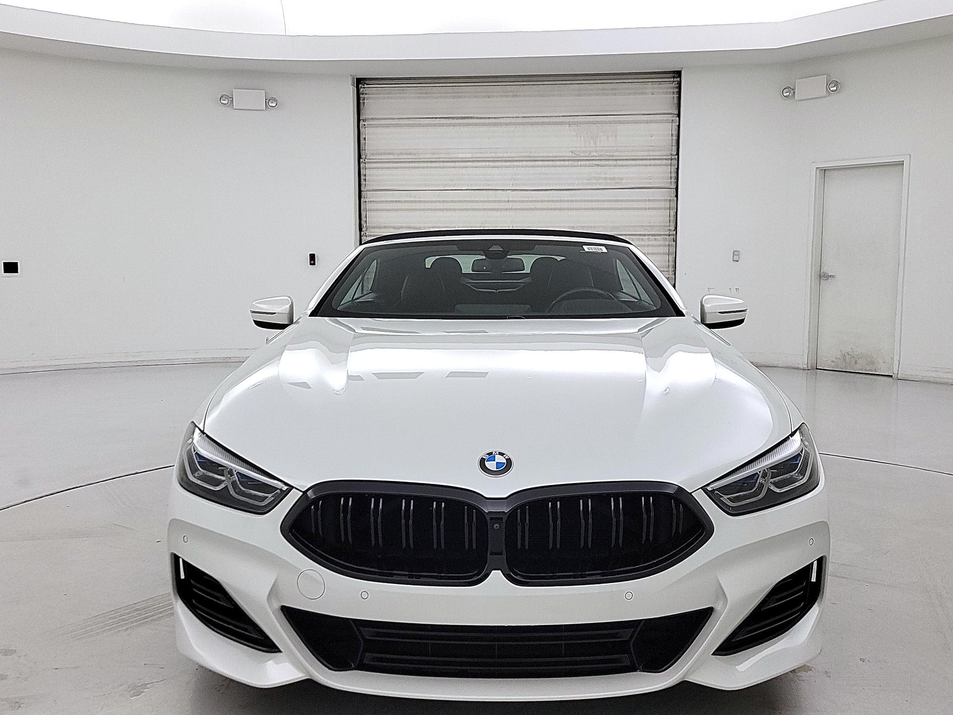 Thumbnail: 2023 BMW 8 Series - 2