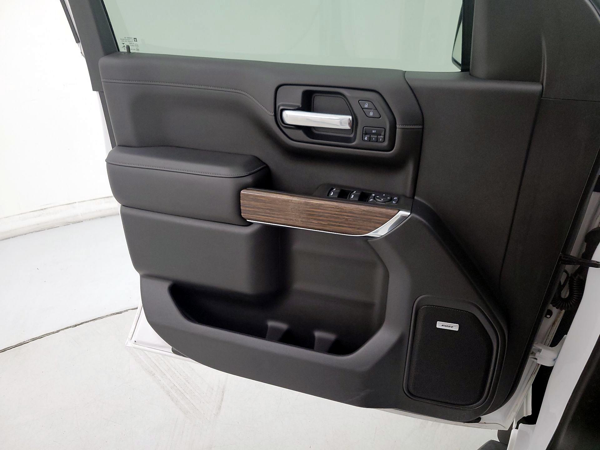 Thumbnail: 2020 Chevrolet Silverado 1500 - 12