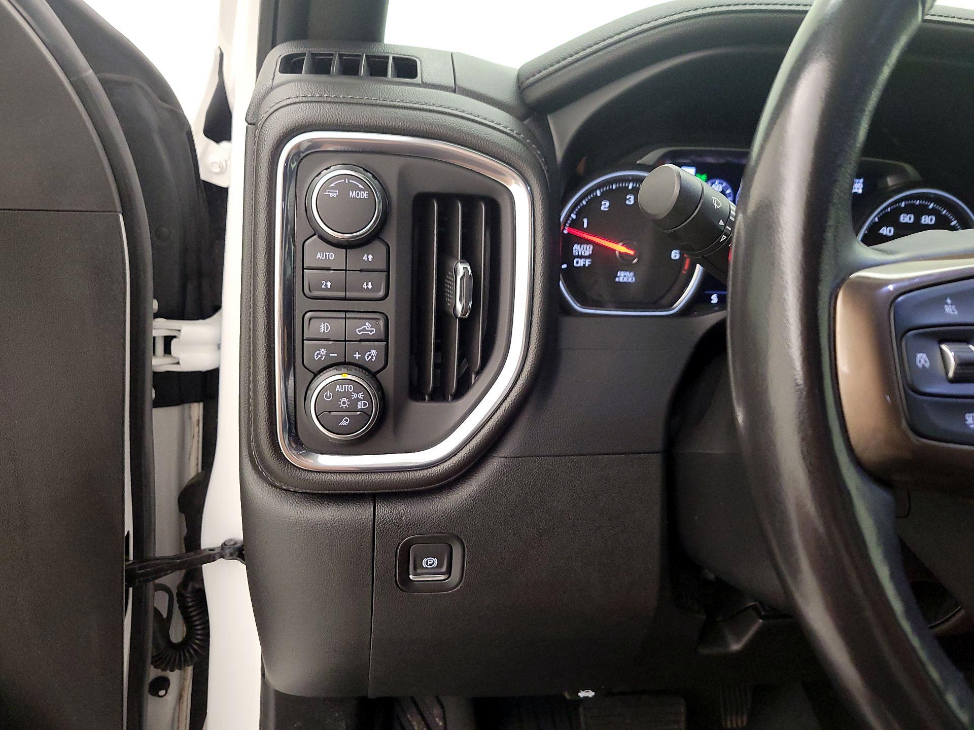 Thumbnail: 2020 Chevrolet Silverado 1500 - 13