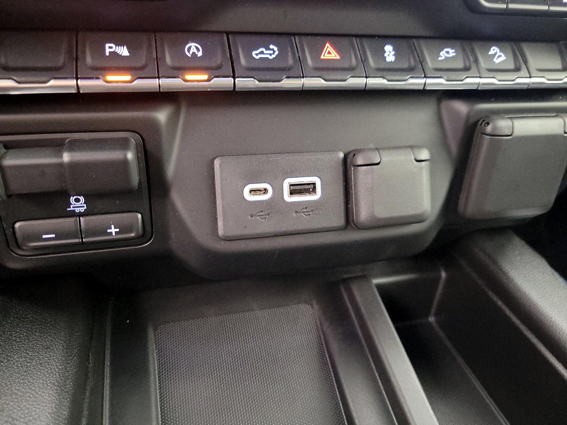 Thumbnail: 2020 Chevrolet Silverado 1500 - 19