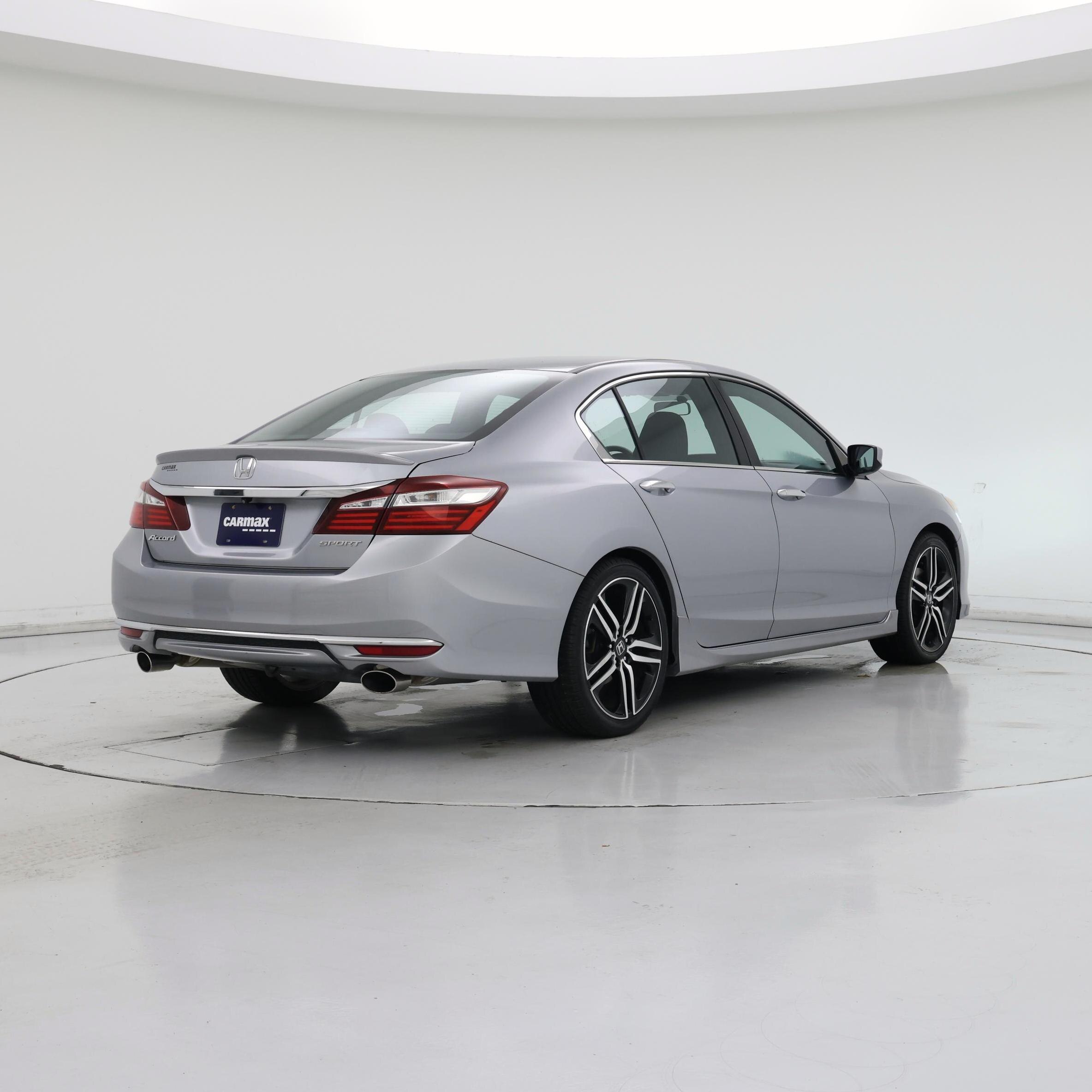 Thumbnail: 2016 Honda Accord - 8