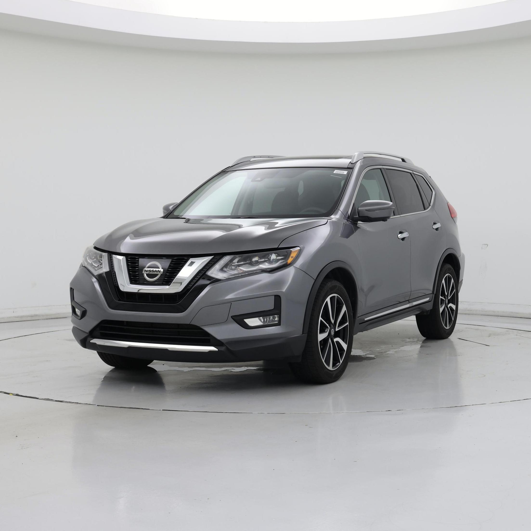 Thumbnail: 2017 Nissan Rogue - 4
