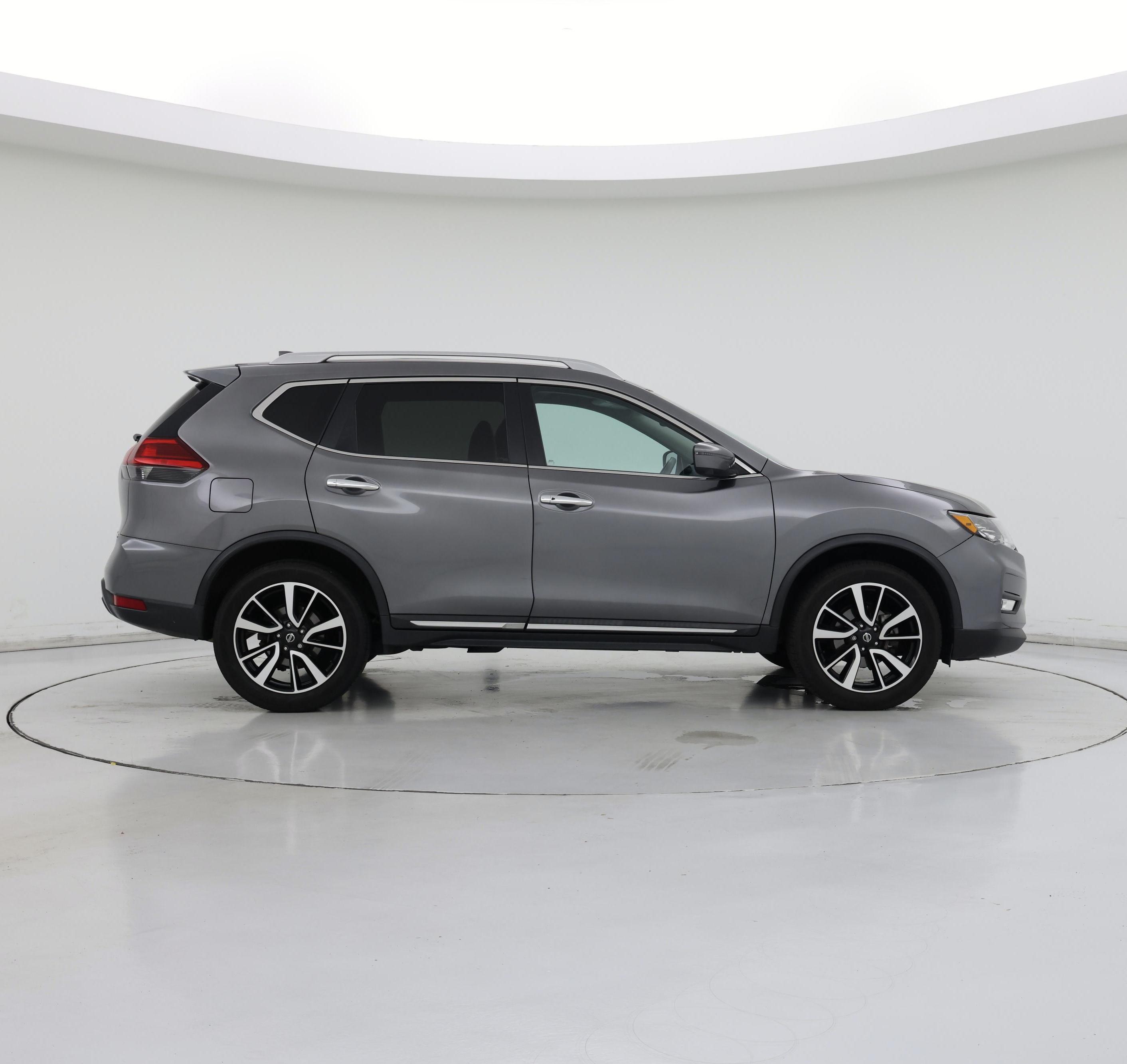 Thumbnail: 2017 Nissan Rogue - 7