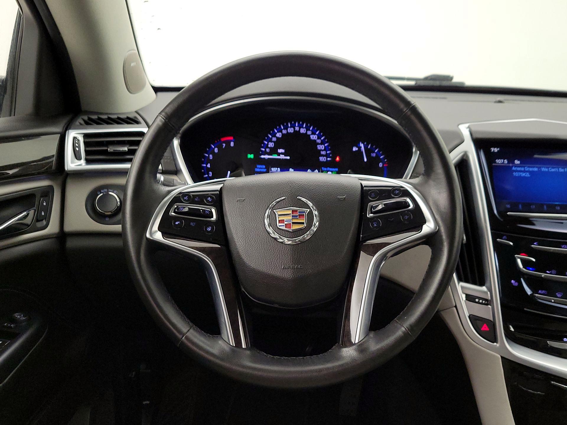 Thumbnail: 2016 Cadillac SRX - 10