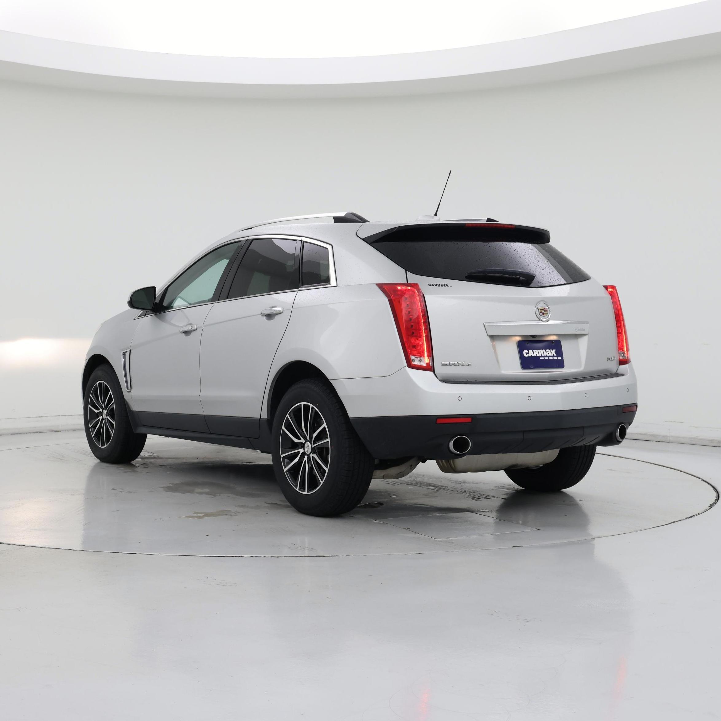 Thumbnail: 2016 Cadillac SRX - 2