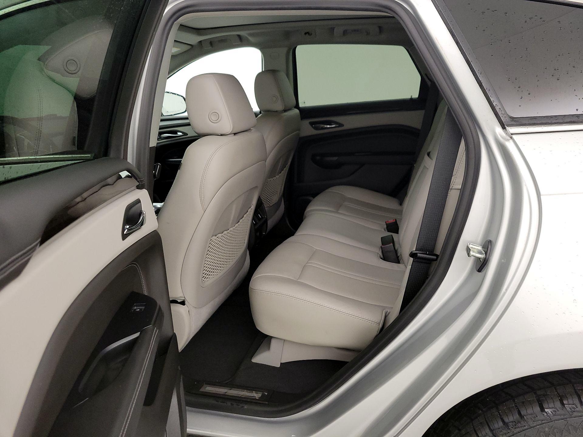Thumbnail: 2016 Cadillac SRX - 20