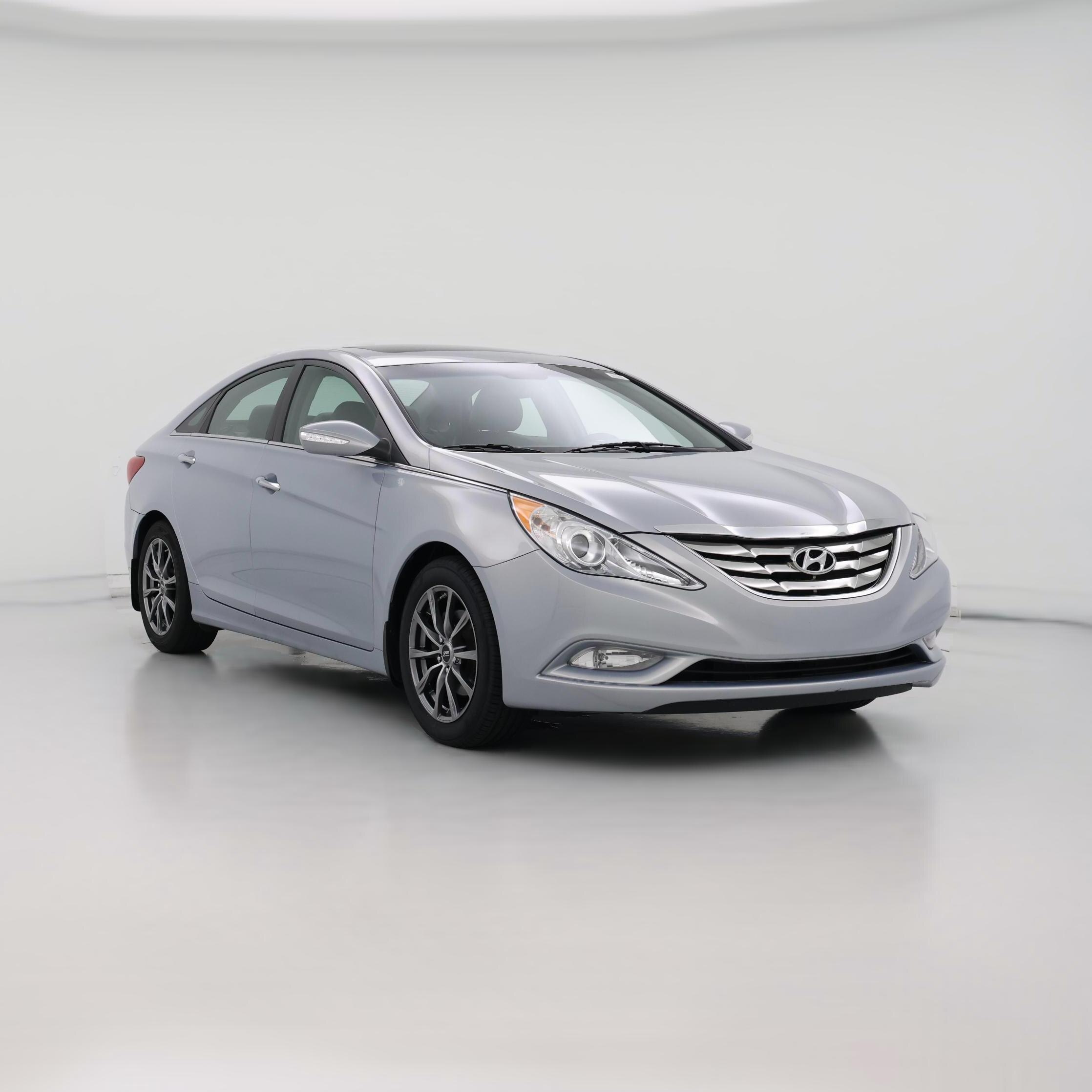 Thumbnail: 2013 Hyundai Sonata - 1