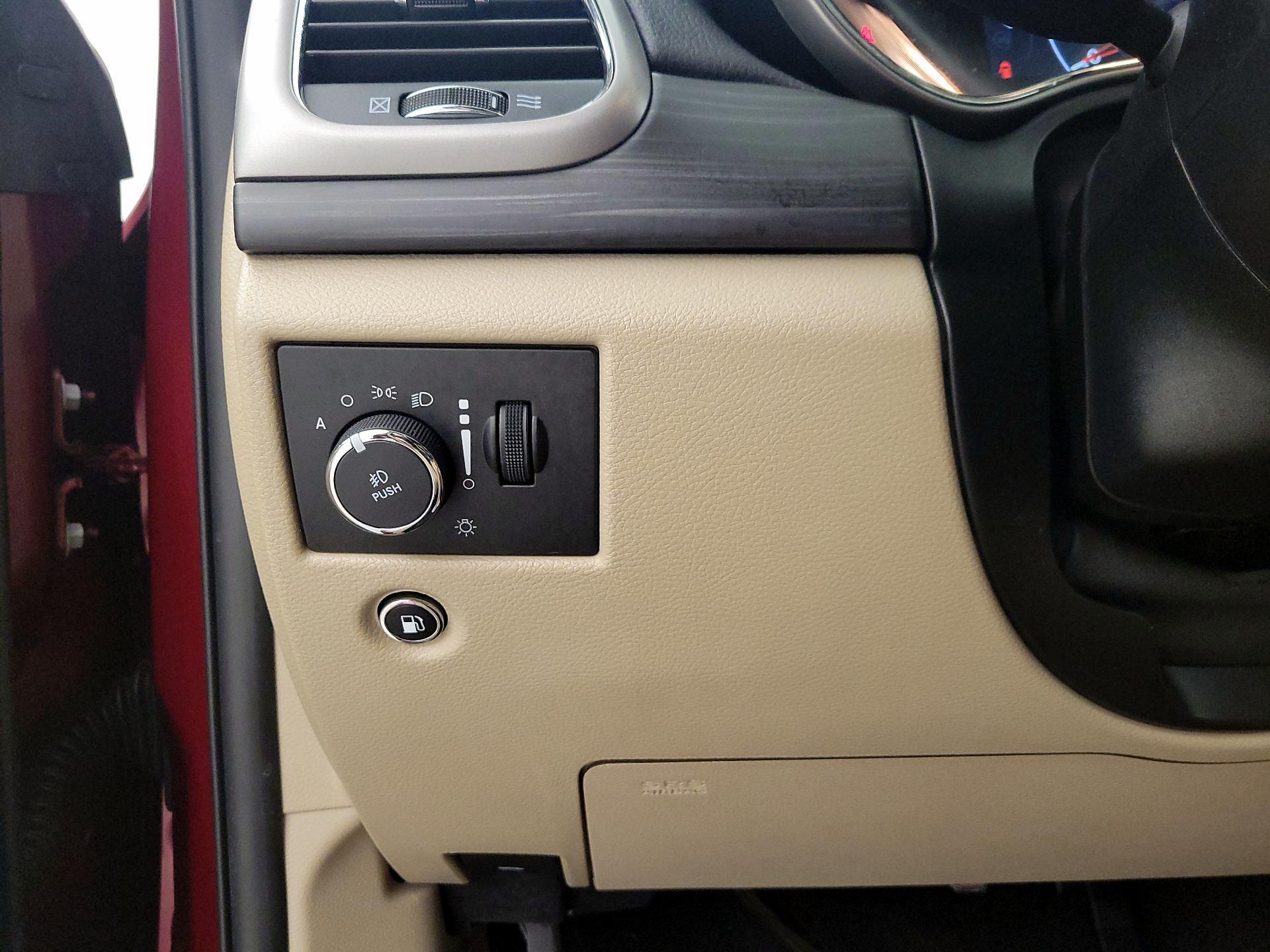 Thumbnail: 2021 Jeep Grand Cherokee - 13