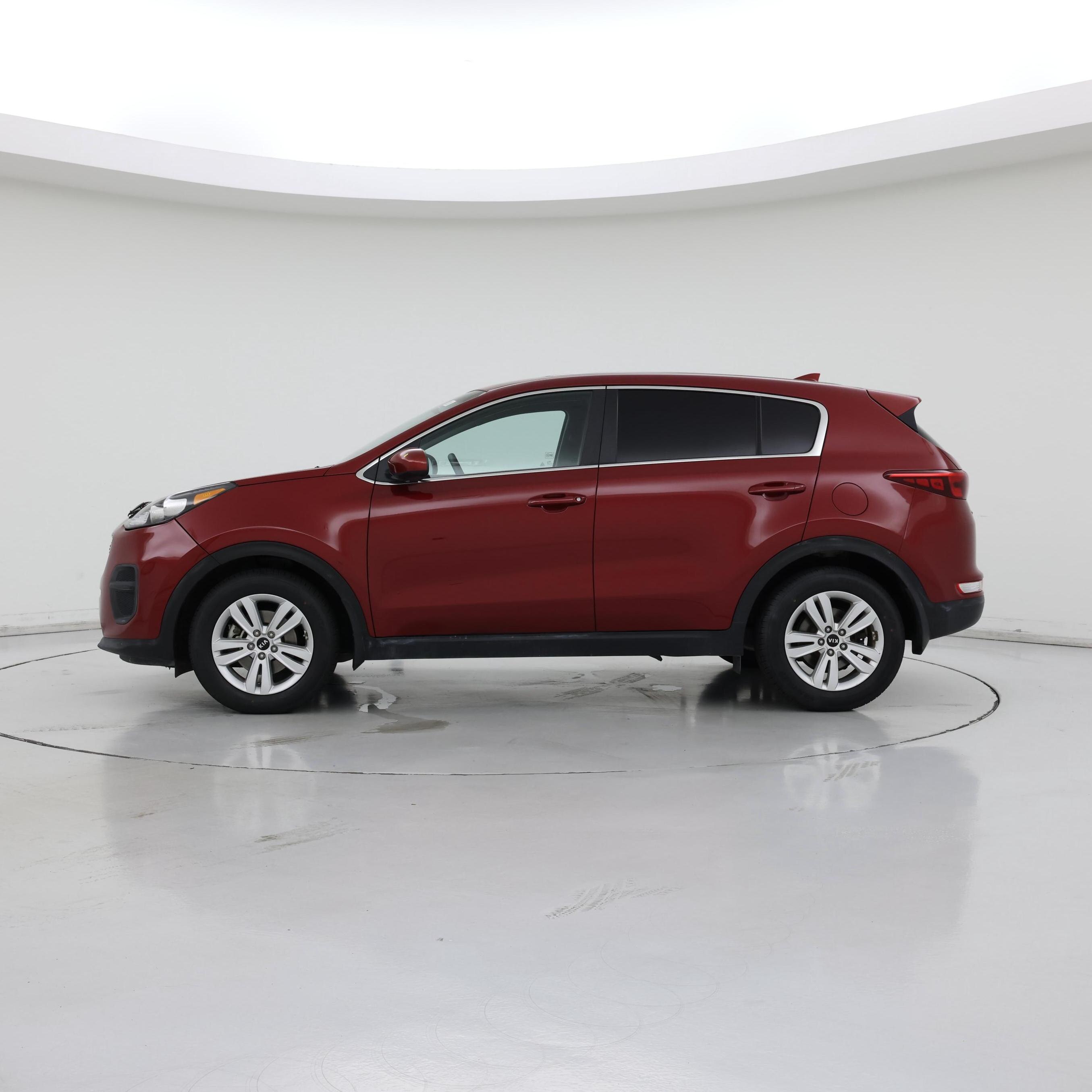 Thumbnail: 2019 Kia Sportage - 3
