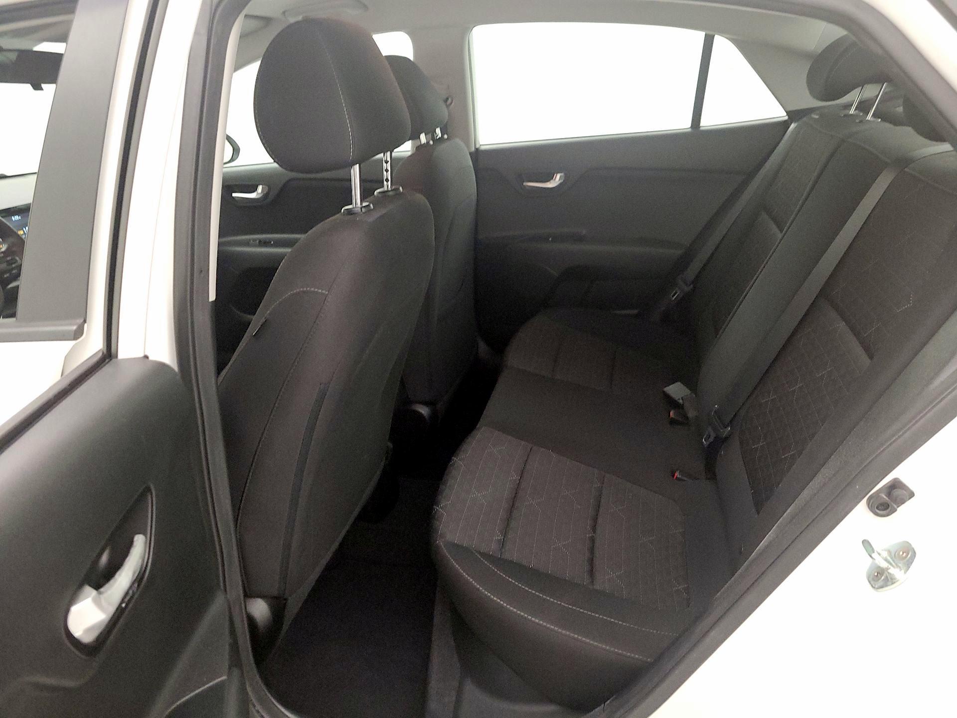 Thumbnail: 2019 Kia Rio - 19