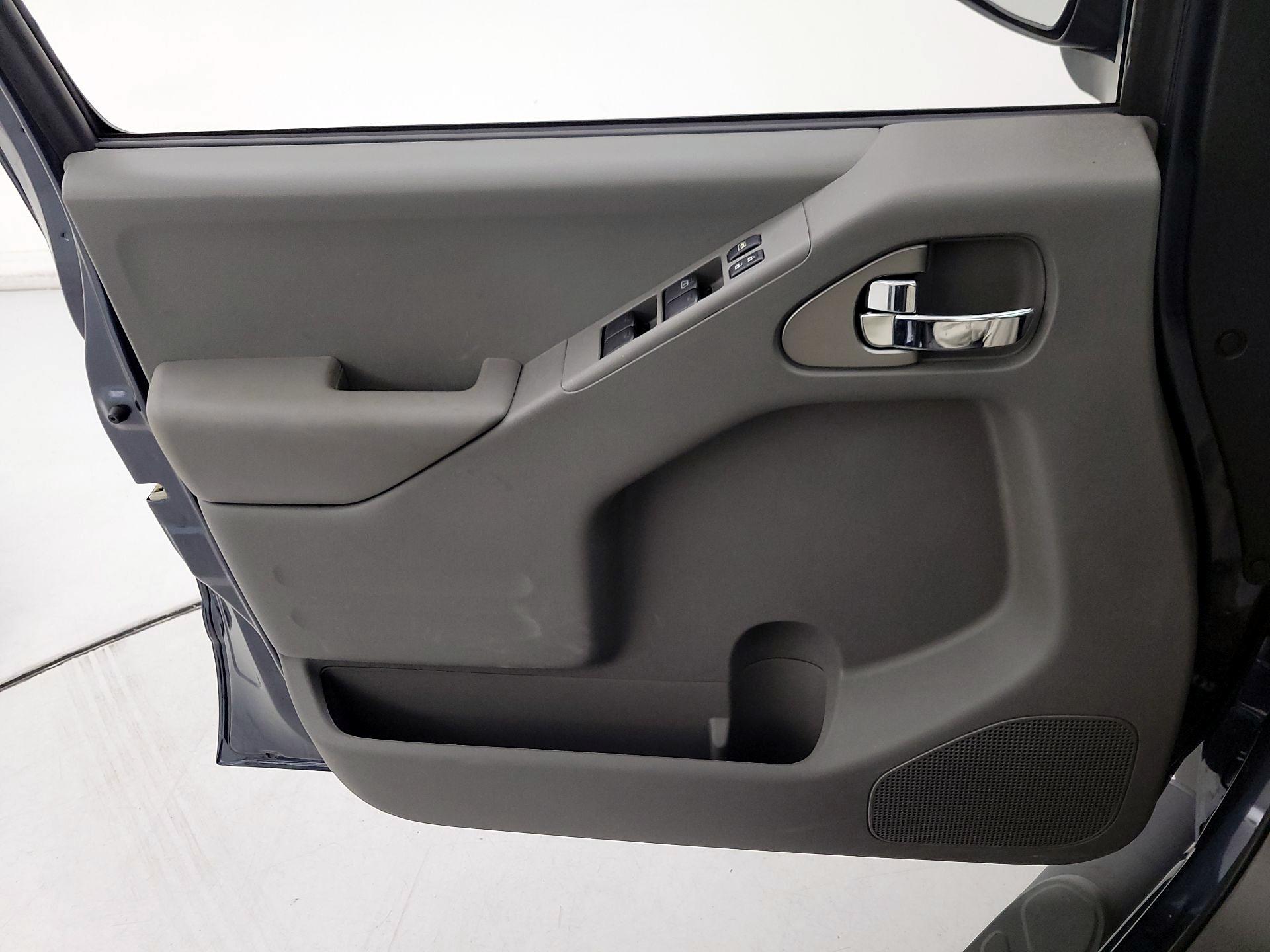 Thumbnail: 2019 Nissan Frontier - 12