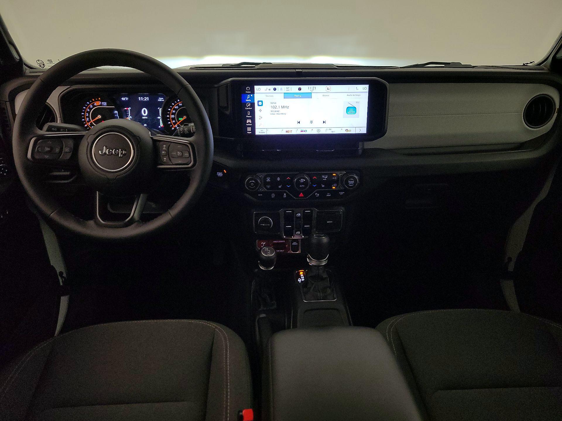 Thumbnail: 2025 Jeep Wrangler - 9