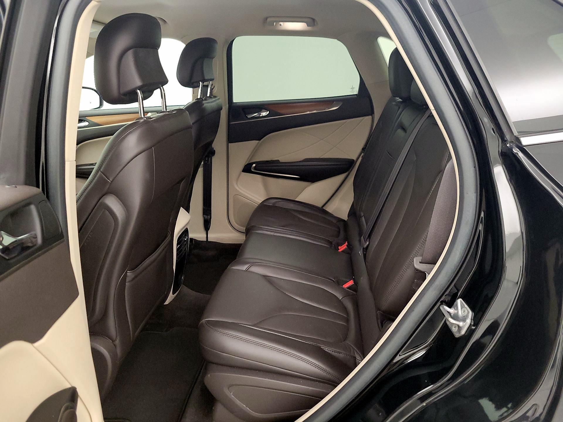 Thumbnail: 2017 Lincoln MKC - 20