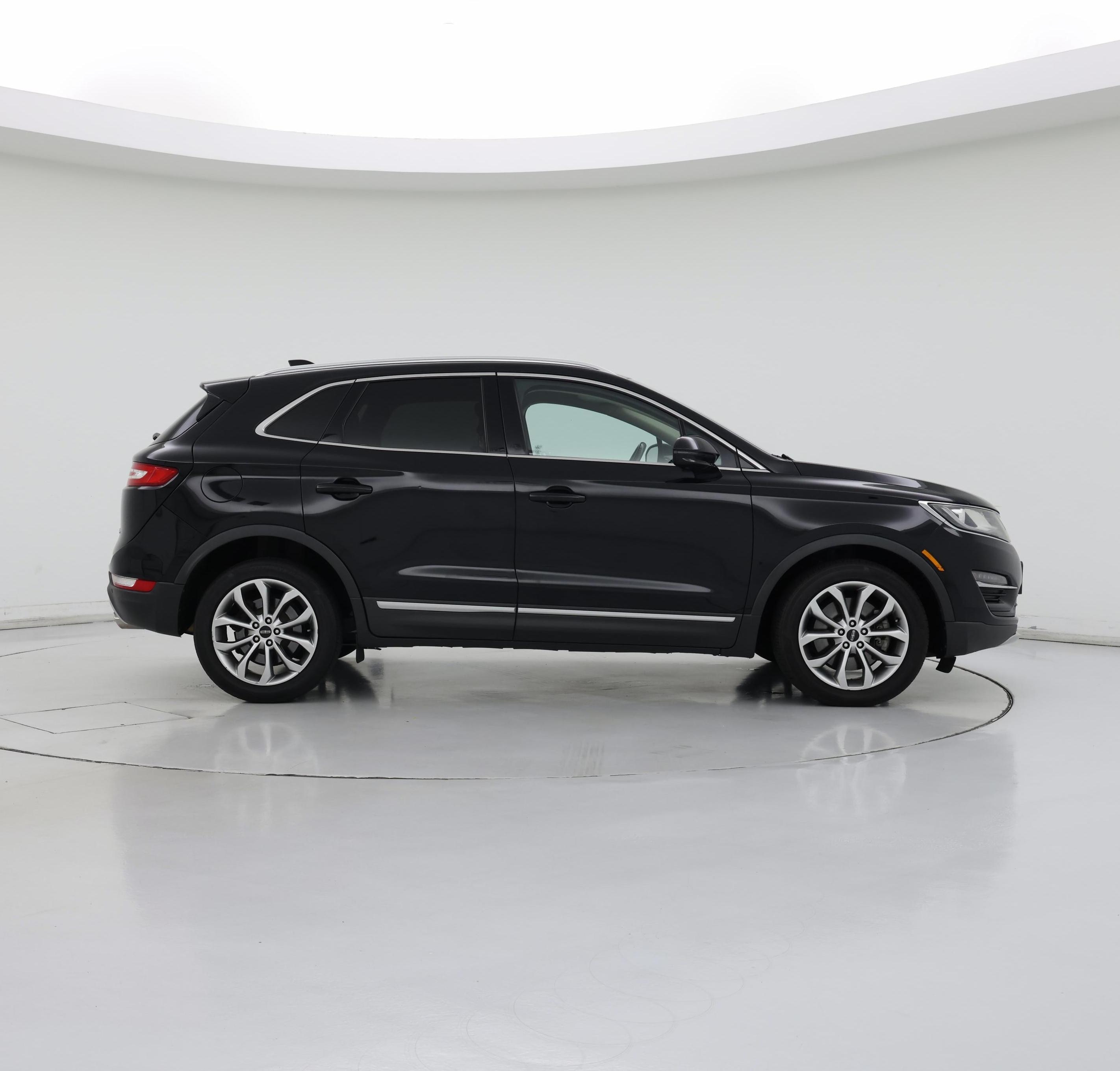 Thumbnail: 2017 Lincoln MKC - 7