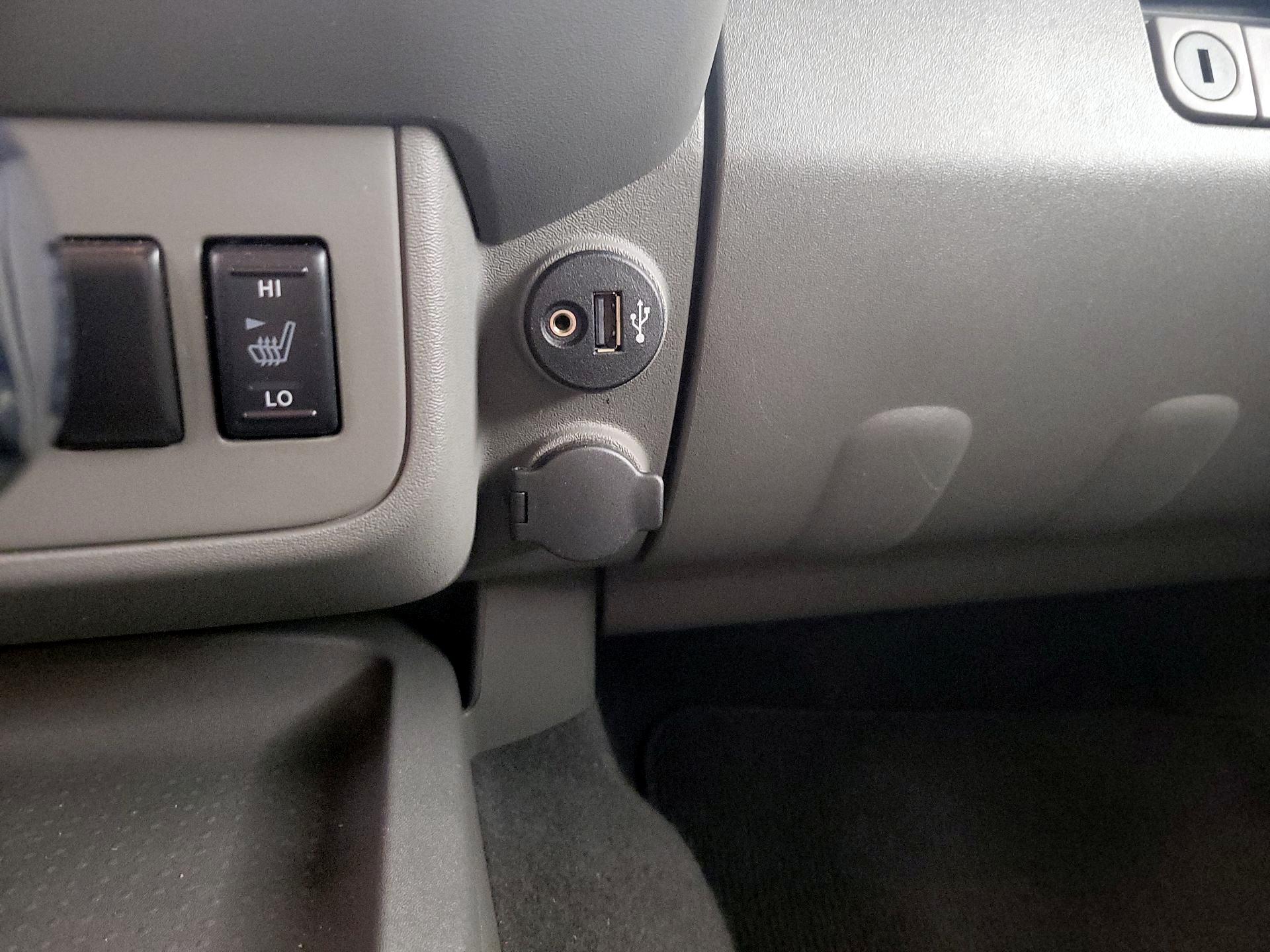 Thumbnail: 2019 Nissan Frontier - 18