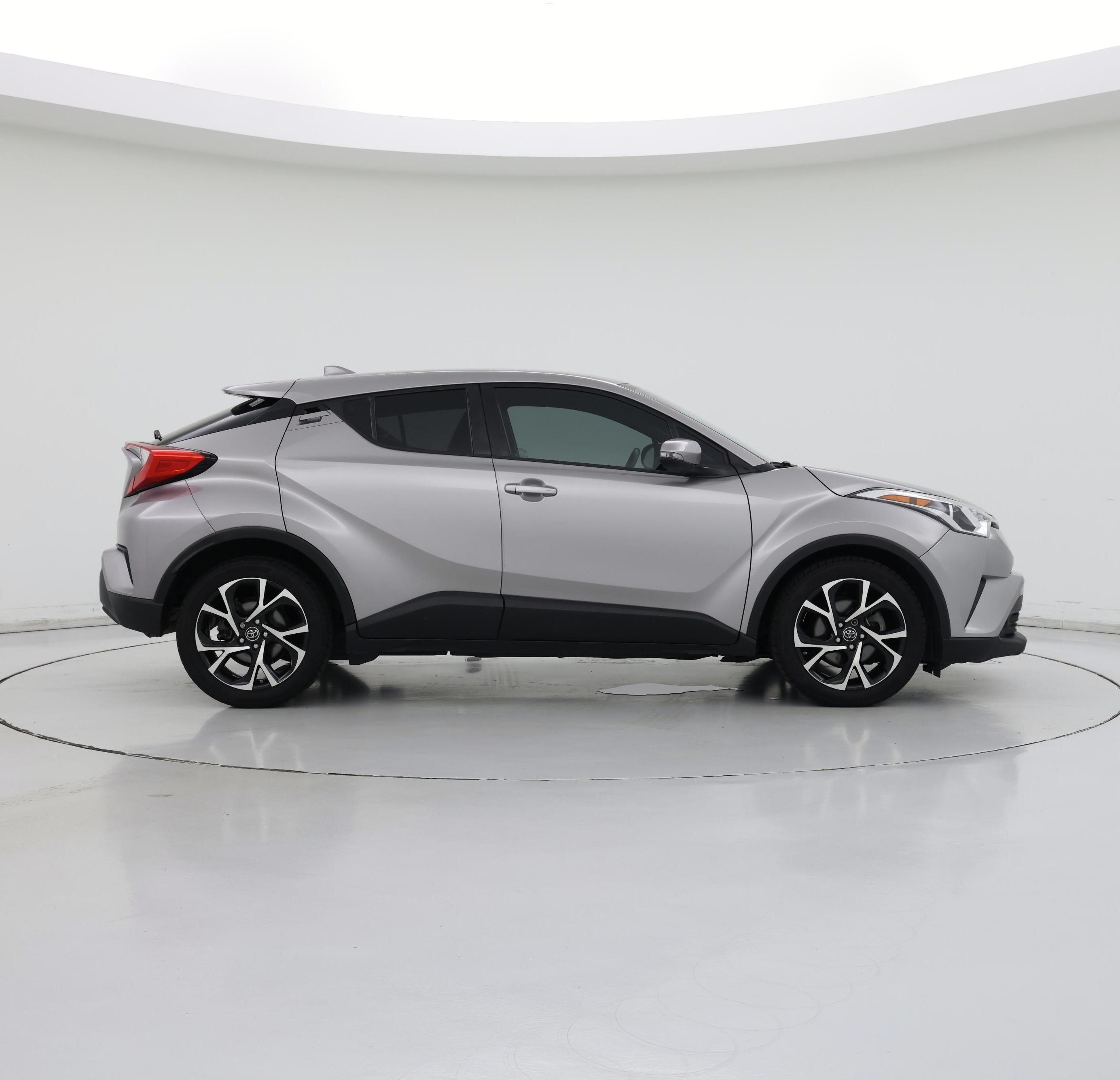 Thumbnail: 2018 Toyota C-HR - 7