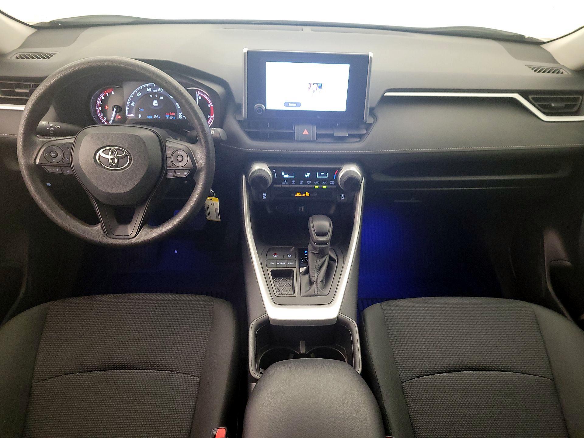 Thumbnail: 2024 Toyota RAV4 - 9