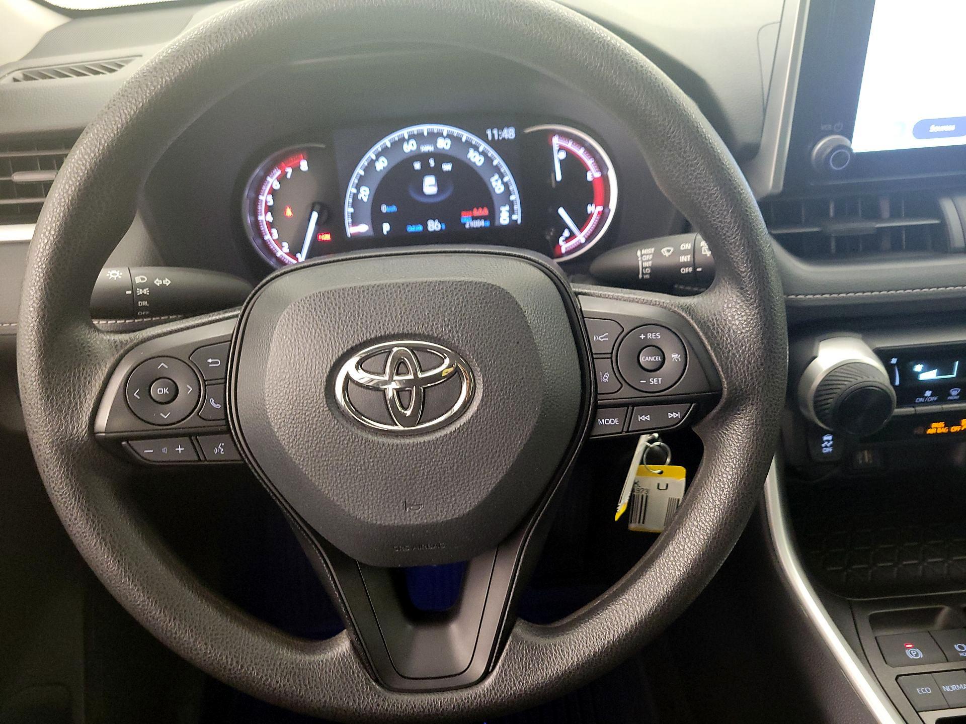 Thumbnail: 2024 Toyota RAV4 - 10