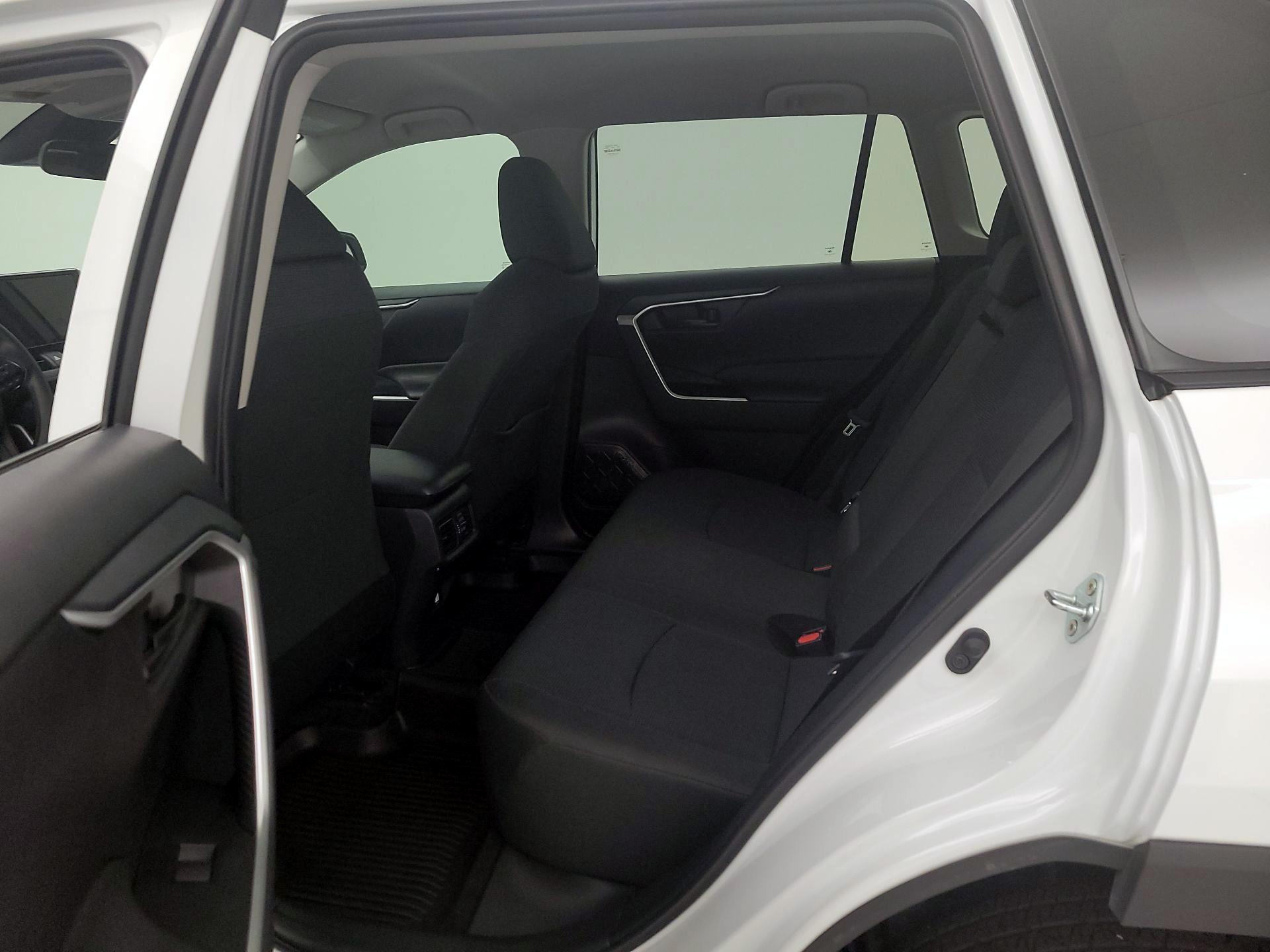 Thumbnail: 2024 Toyota RAV4 - 19