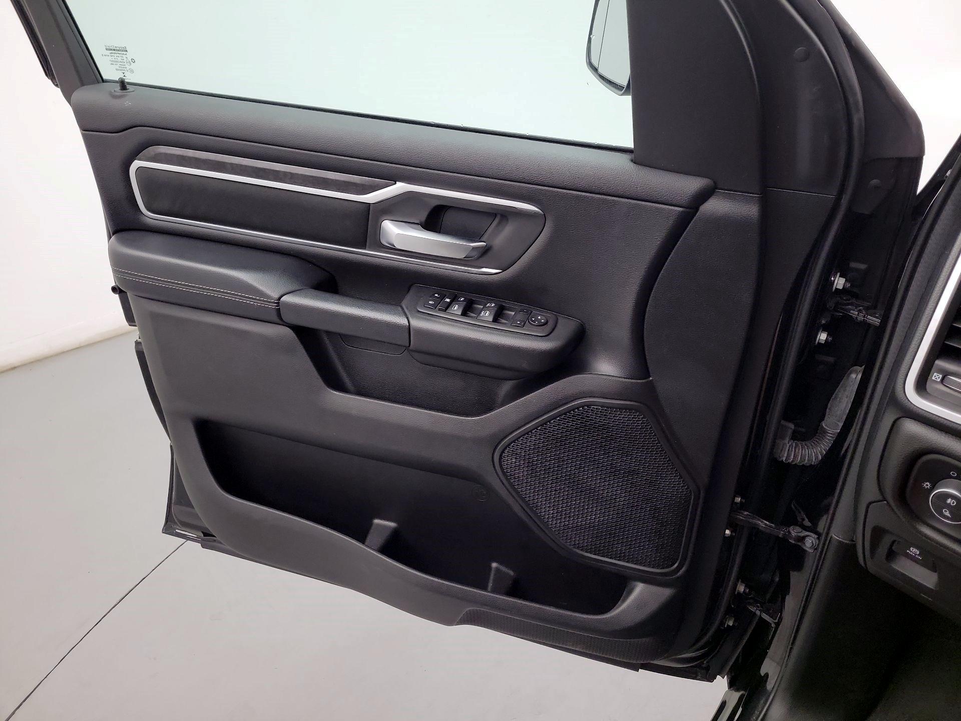 Thumbnail: 2023 RAM 1500 - 10
