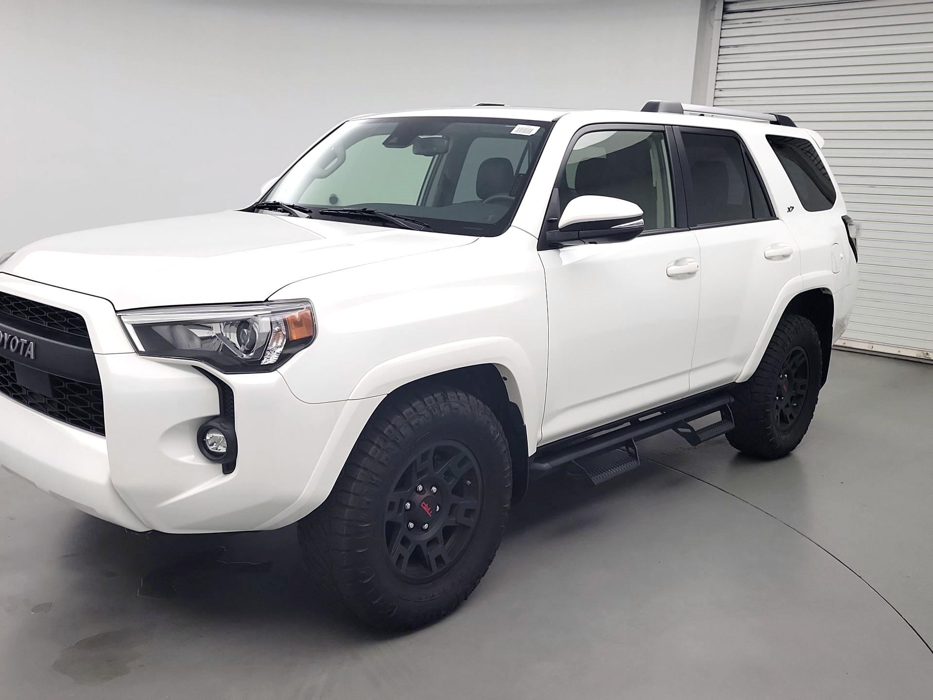 Thumbnail: 2023 Toyota 4Runner - 3