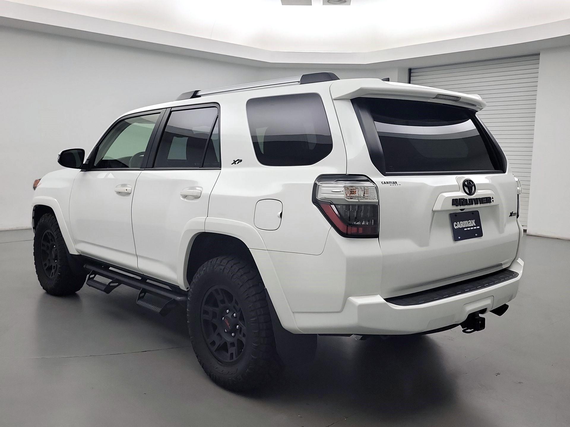 Thumbnail: 2023 Toyota 4Runner - 7