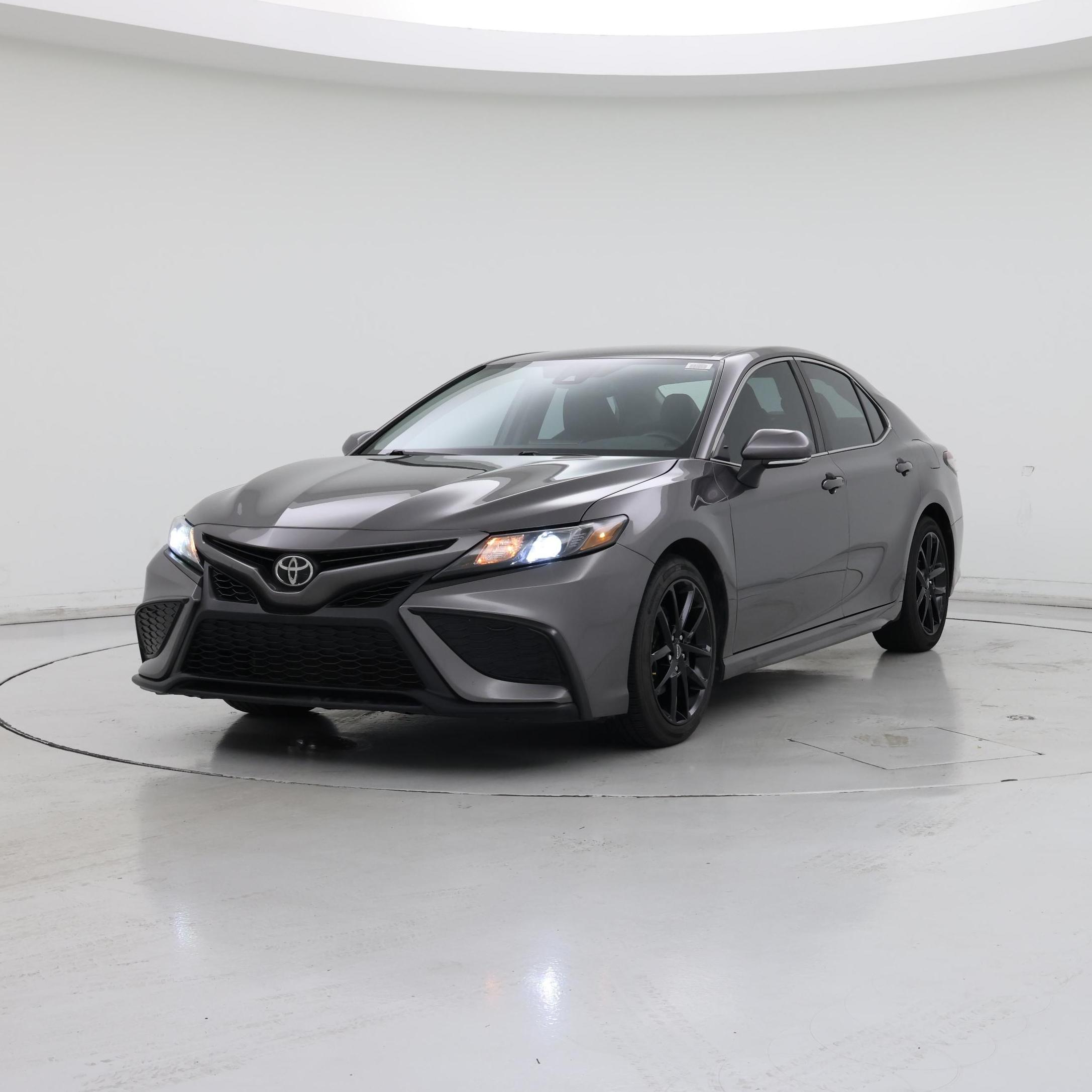 Thumbnail: 2021 Toyota Camry - 4