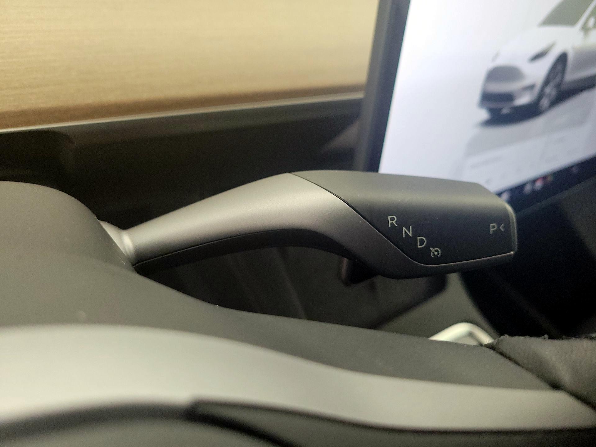 Thumbnail: 2022 Tesla Model Y - 16