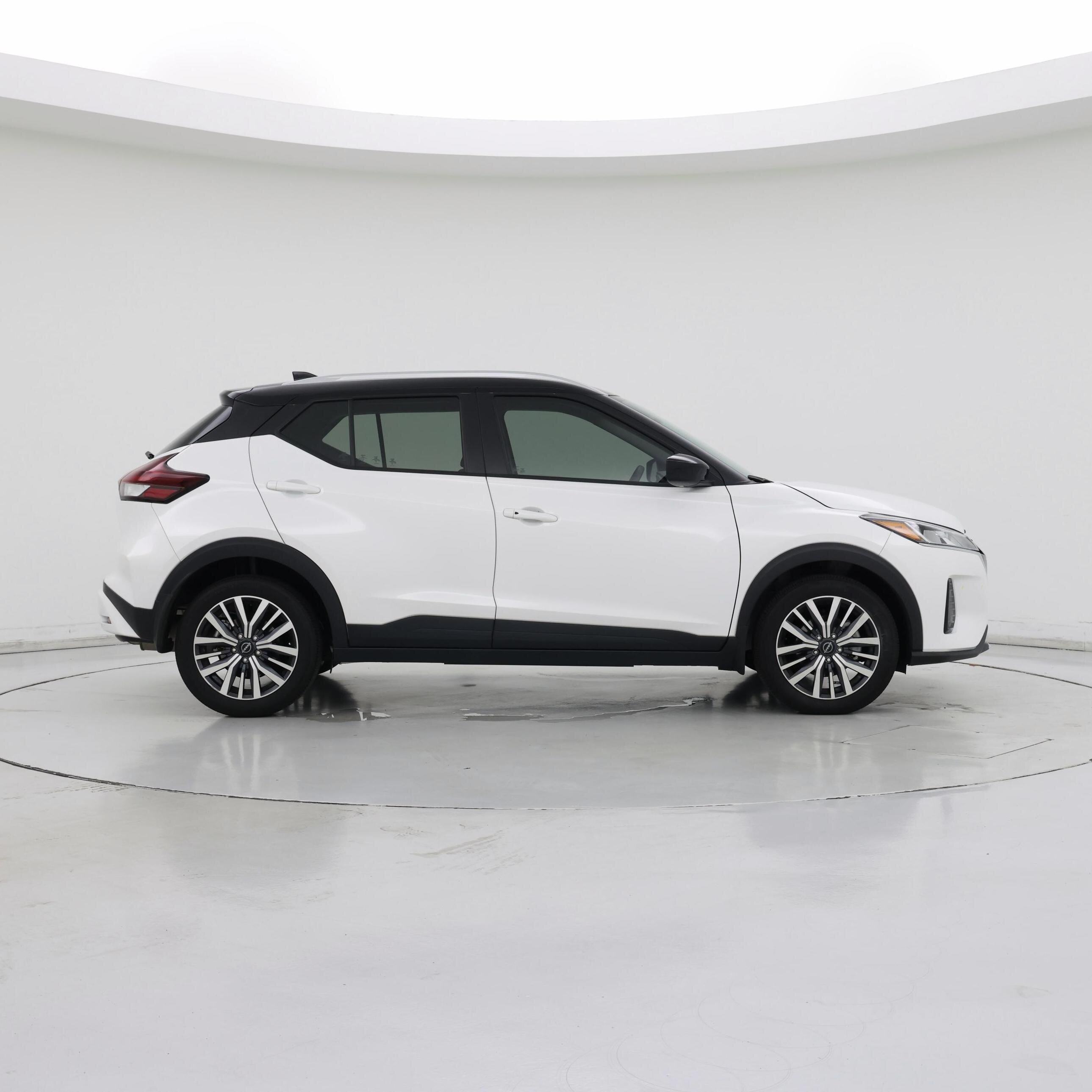 Thumbnail: 2024 Nissan Kicks - 7