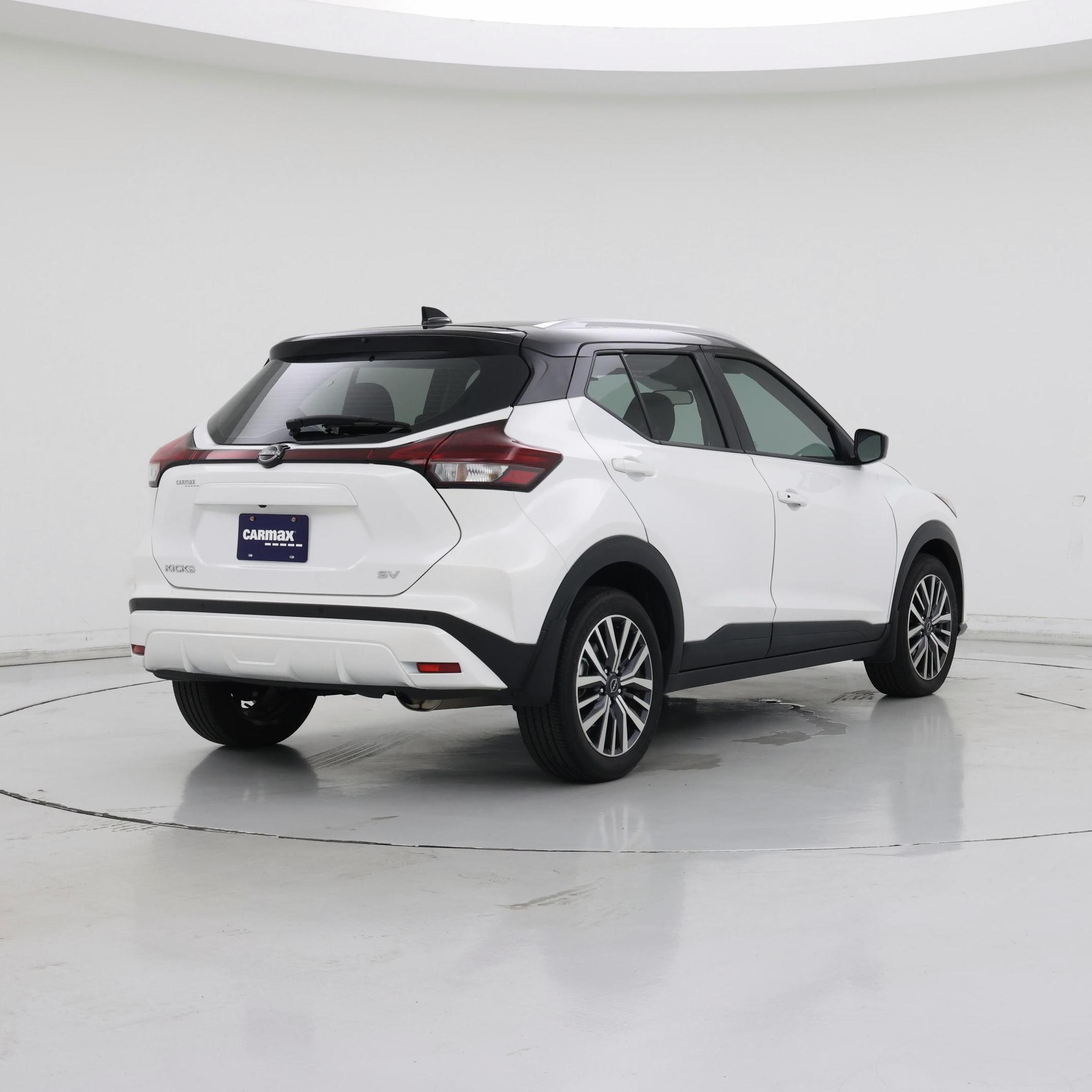 Thumbnail: 2024 Nissan Kicks - 8