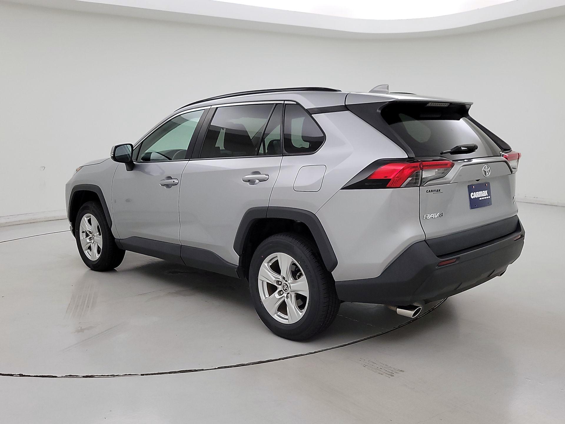 Thumbnail: 2021 Toyota RAV4 - 7