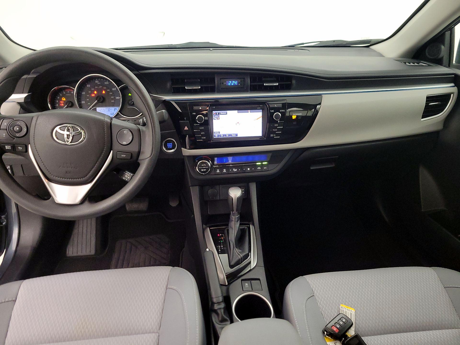 Thumbnail: 2015 Toyota Corolla - 9